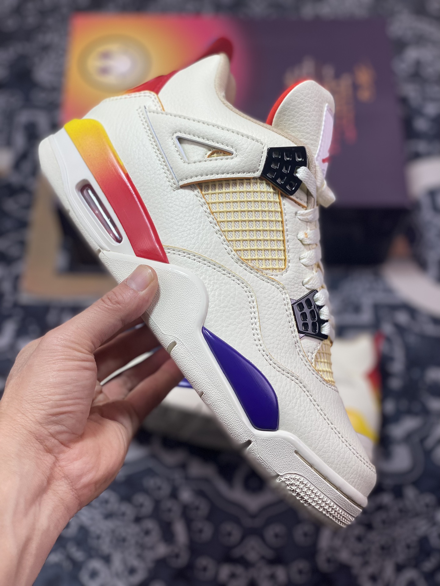 380  Balvin x Air Jordan 4 Retro SP AJ4乔4彩虹笑脸 FN0344-901