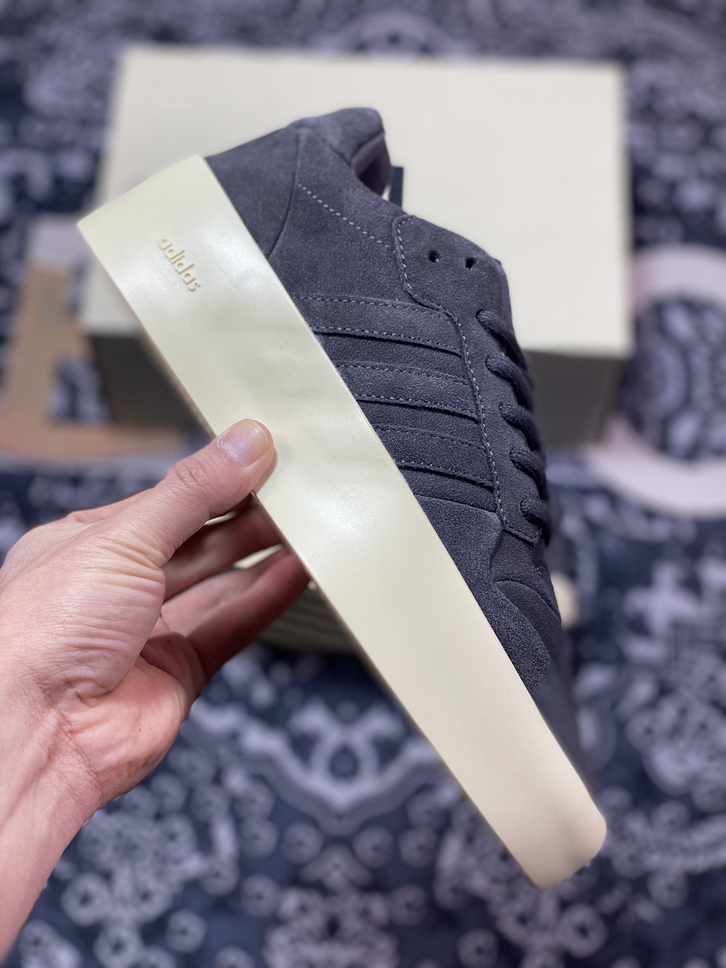 300 Fear Of God x adidas Athletics Forum 86 Low”Black”罗马改良板鞋“翻毛黑米白”IG6633