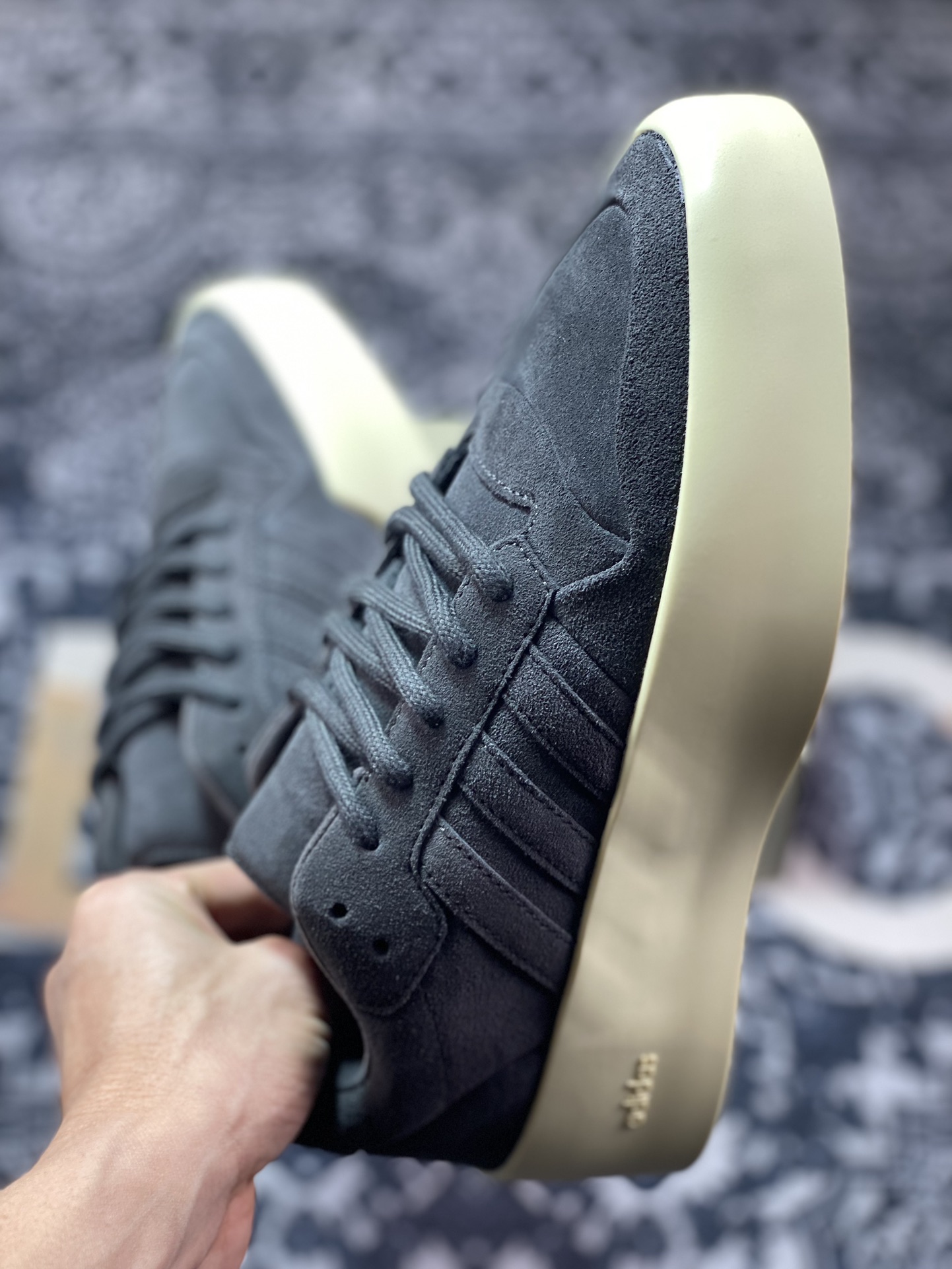 300 Fear Of God x adidas Athletics Forum 86 Low”Black”罗马改良板鞋“翻毛黑米白”IG6633