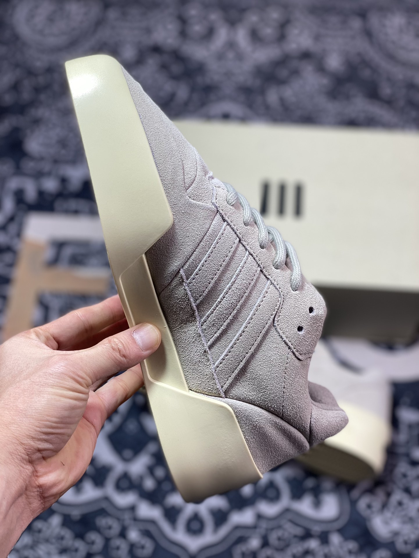 300 Fear Of God x adidas Athletics Forum 86 Low”Pink”板鞋“翻毛藕粉米黄底”IF6682