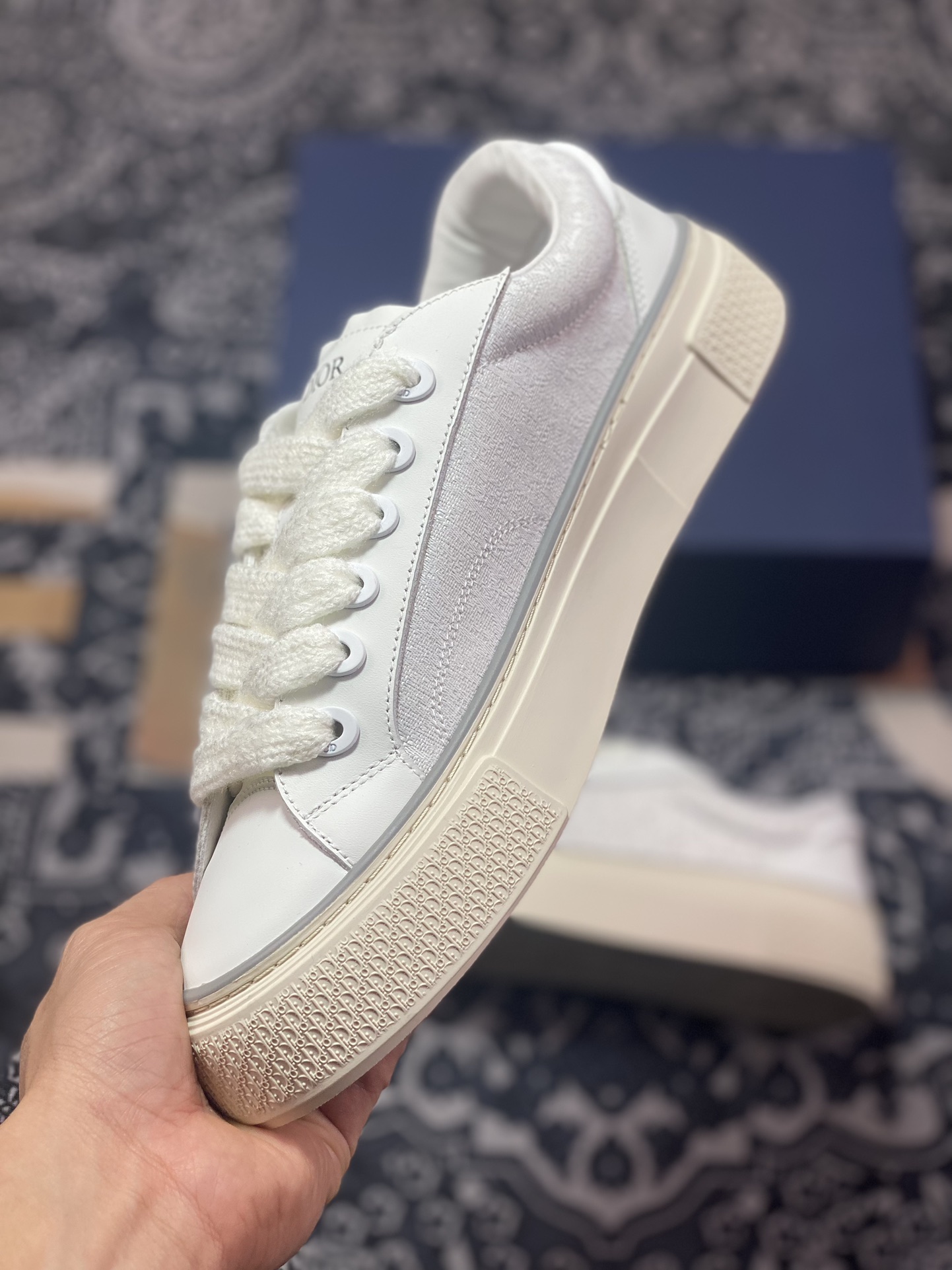 Dior x Denim Tears 23ss 联名合作款B33系列 海军蓝色马海毛宽鞋带和哑光同色调饰面黄铜孔眼