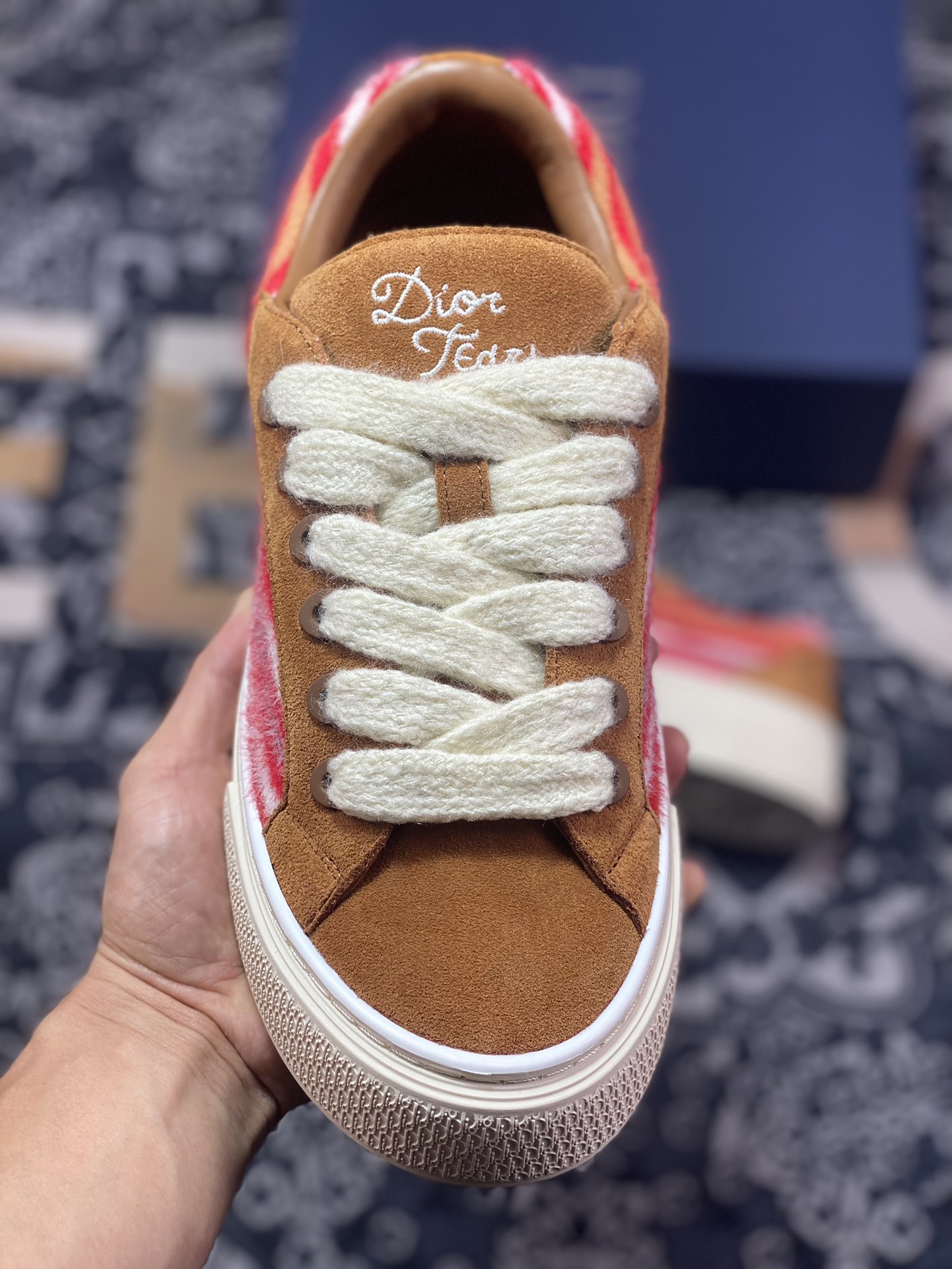 优选 Dior x Denim Tears 23ss 联名合作款B33系列 米白色色马海毛宽鞋带饰面黄铜孔眼白色