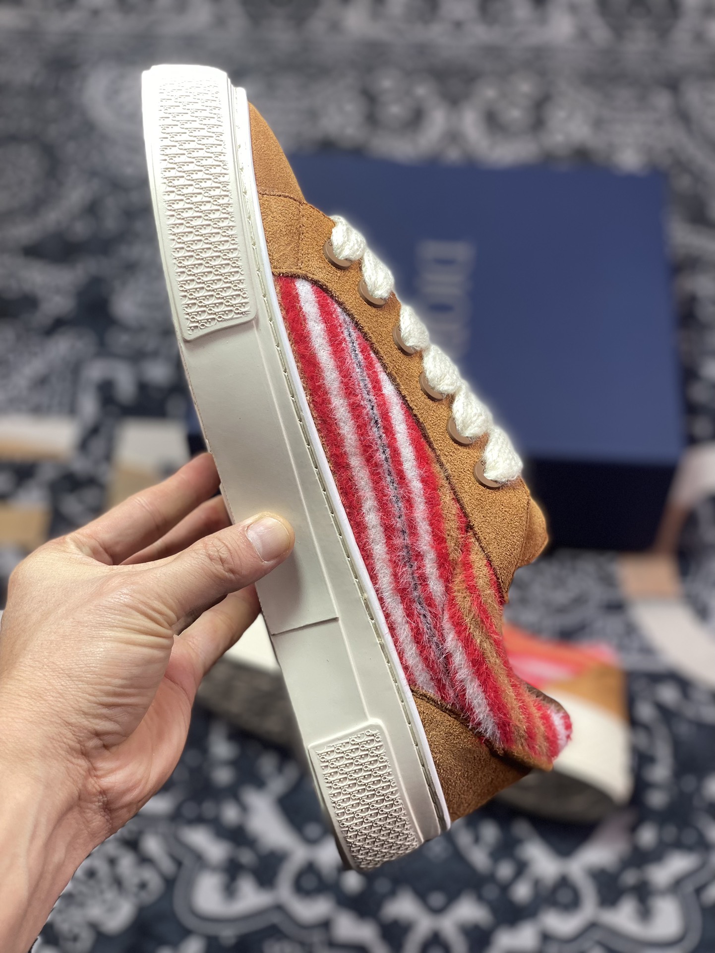 优选 Dior x Denim Tears 23ss 联名合作款B33系列 米白色色马海毛宽鞋带饰面黄铜孔眼白色