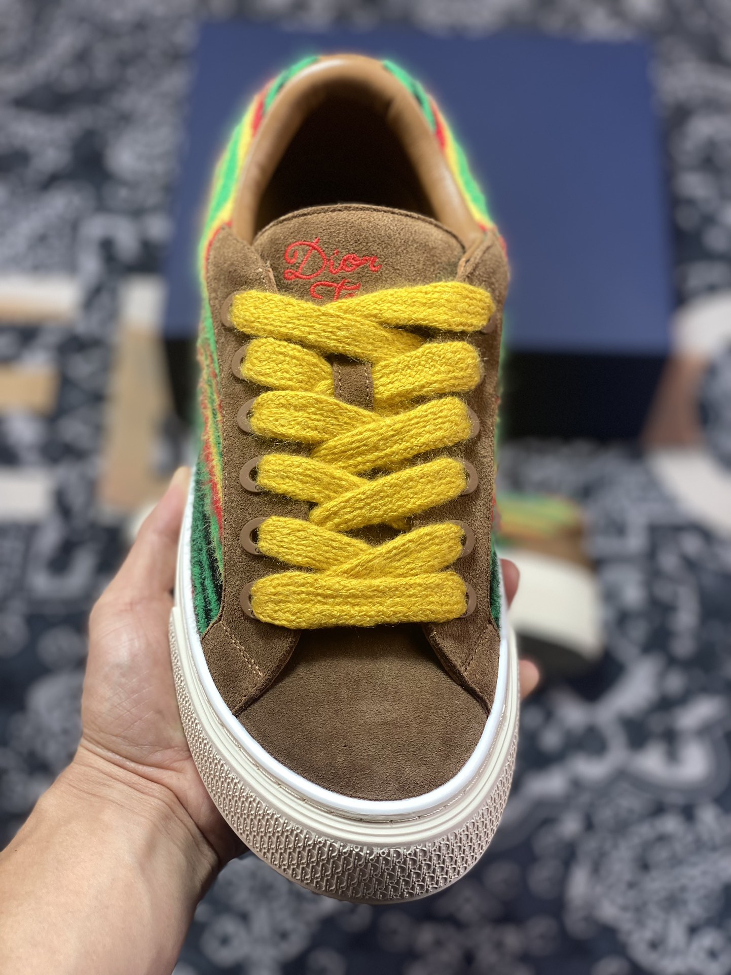 优选 Dior x Denim Tears 23ss 联名合作款B33系列 圆头休闲板鞋 搭配米白色马海毛宽鞋带