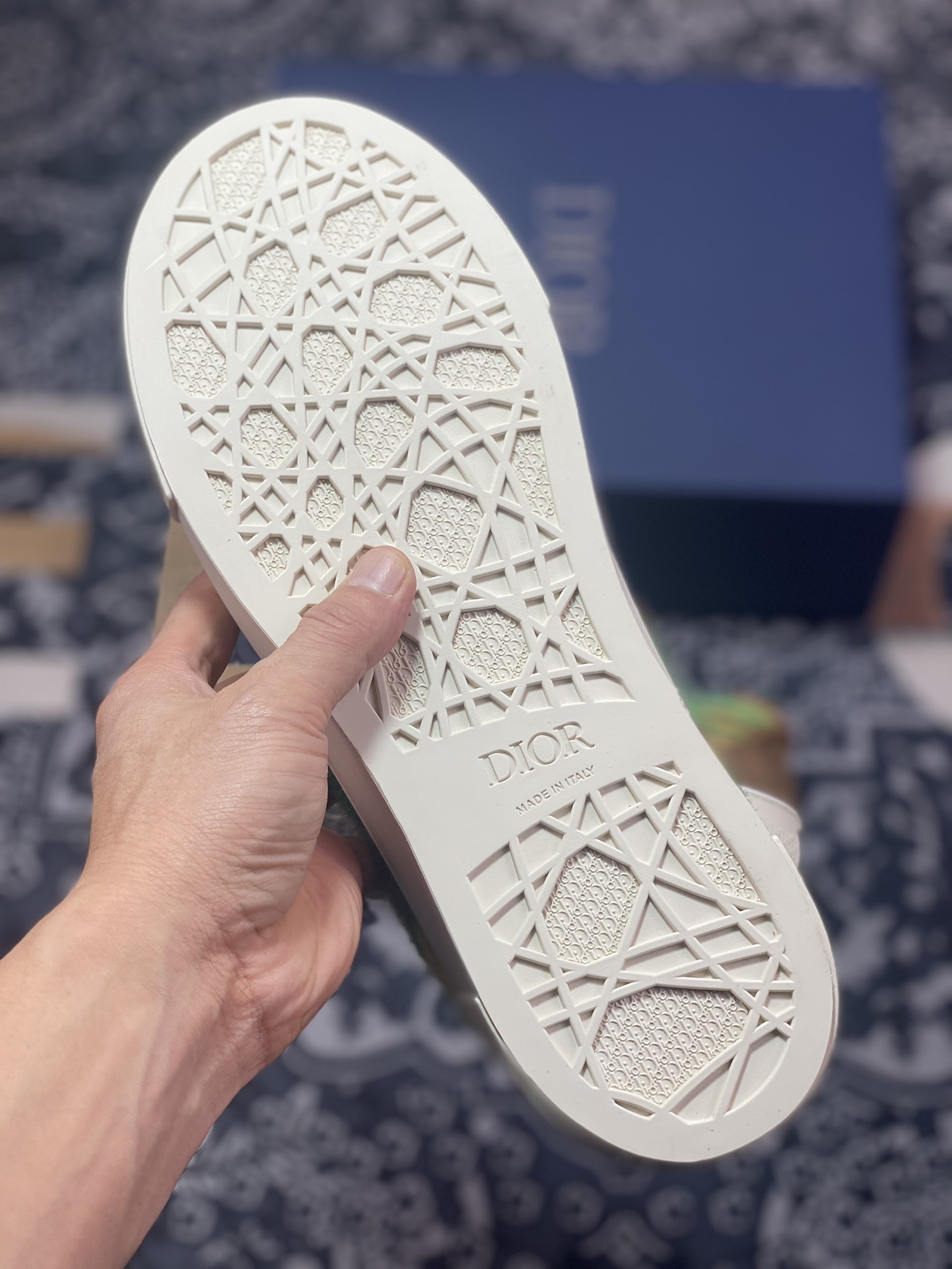 优选 Dior x Denim Tears 23ss 联名合作款B33系列 圆头休闲板鞋 搭配米白色马海毛宽鞋带
