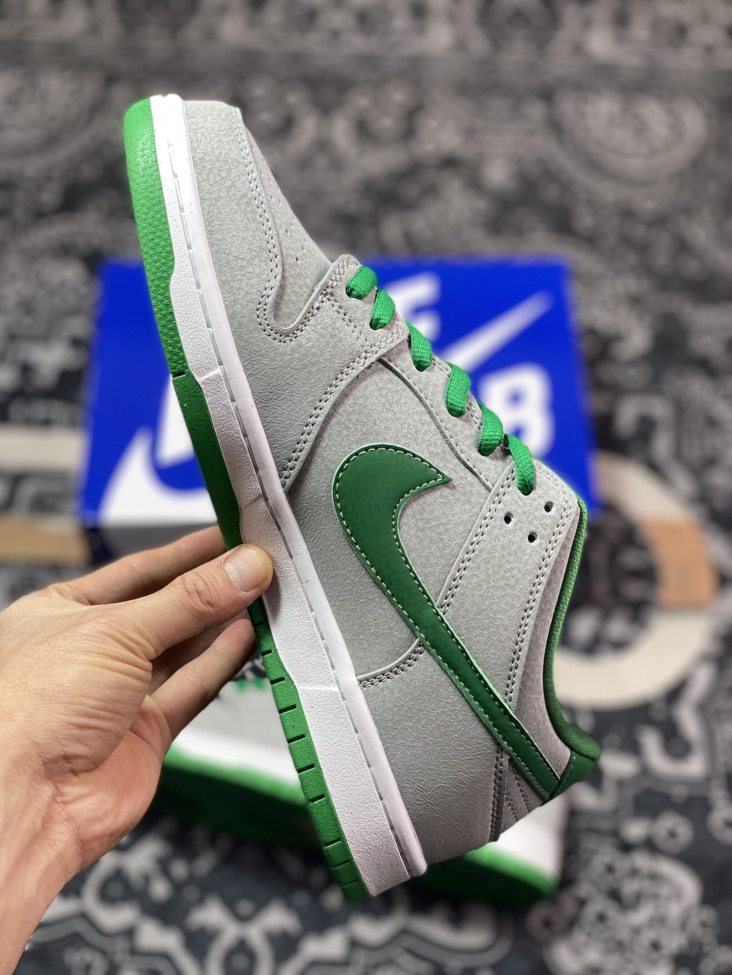 220  性价比触顶 同价区间无对手NK SB Dunk Low Medusa 灰绿配色 低帮休闲运动板鞋  313170-030