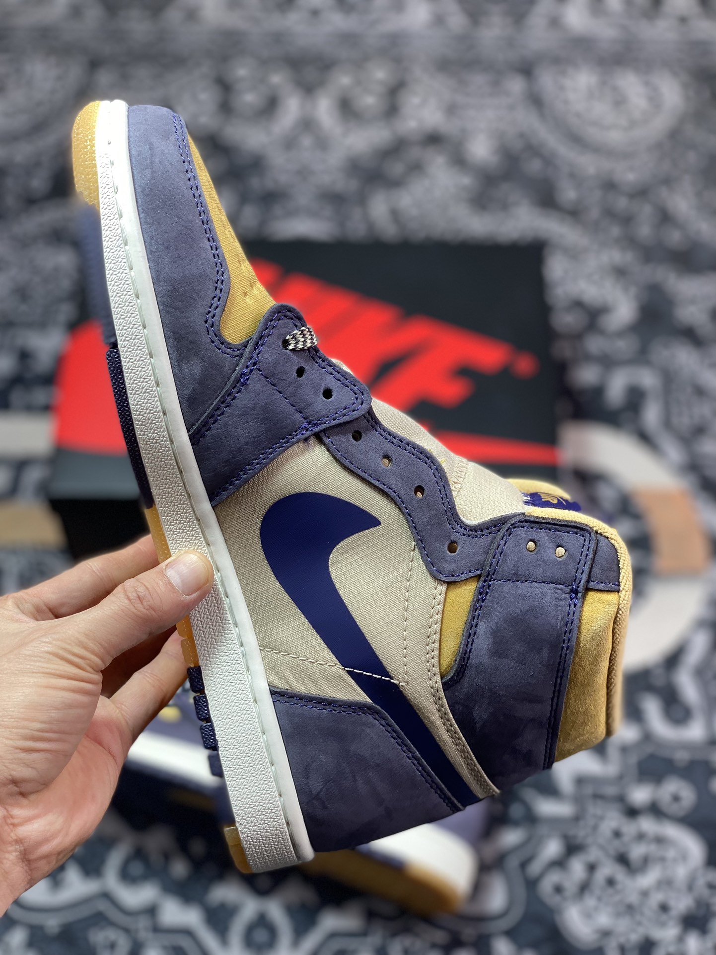 260 Air Jordan 1 Element ”Gore-Tex” AJ1 乔1浅棕紫色 高帮篮球鞋 DB2889-501