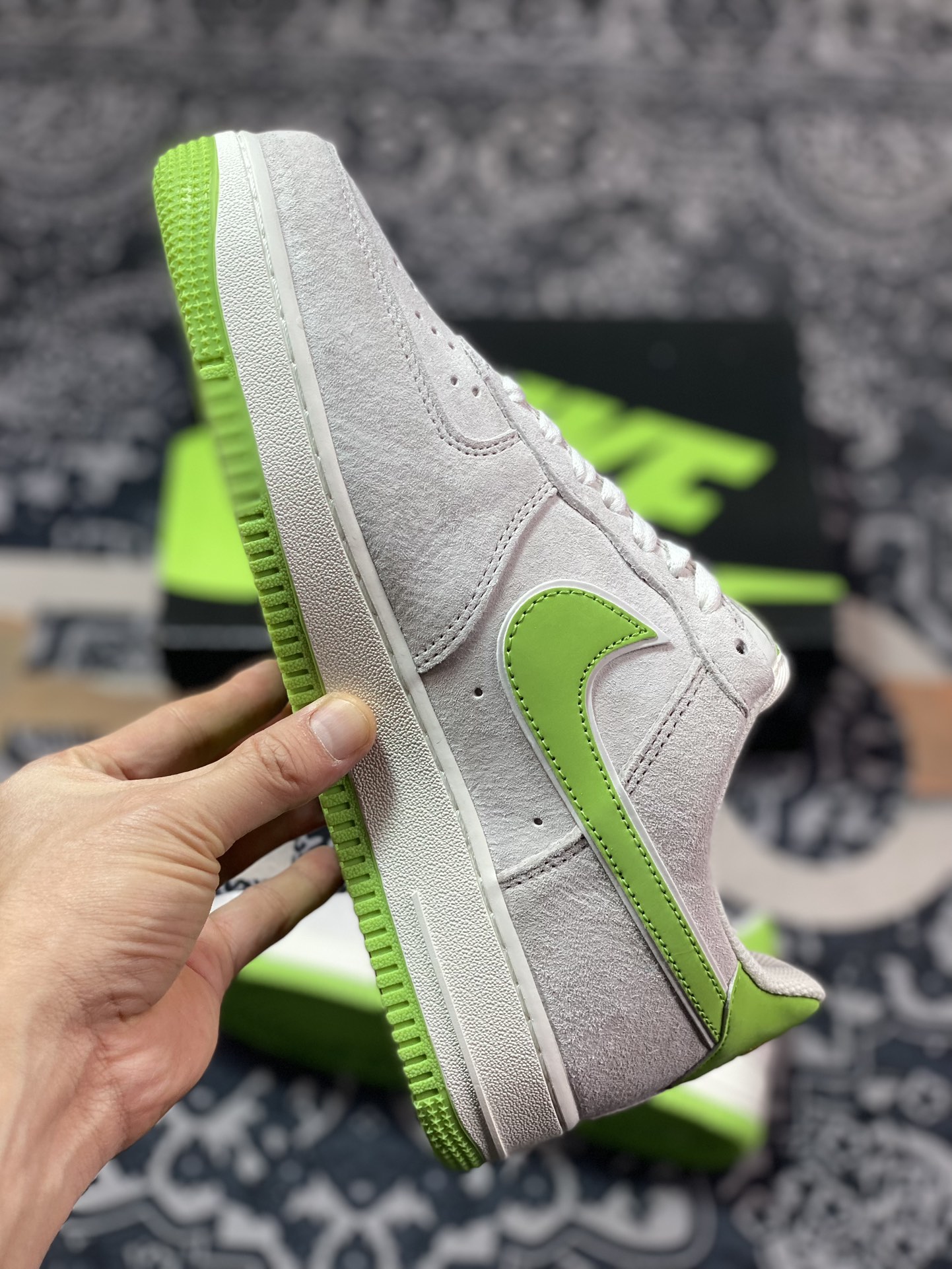 260 Air Force 1 '07 Low 灰绿麂皮 KK5626-320