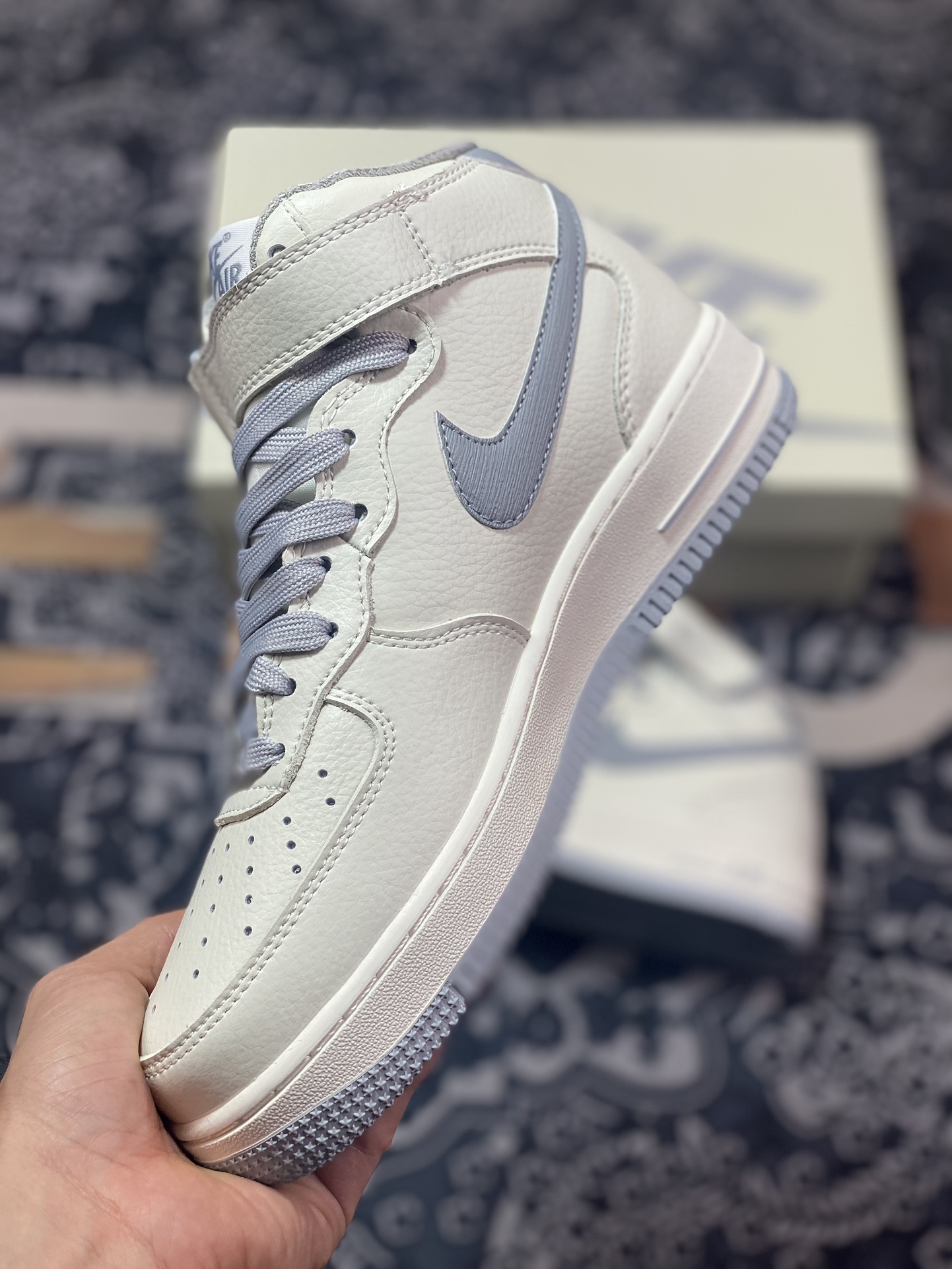 260 Air Force 1 '07 Mid 白灰签字笔  PA0920-608