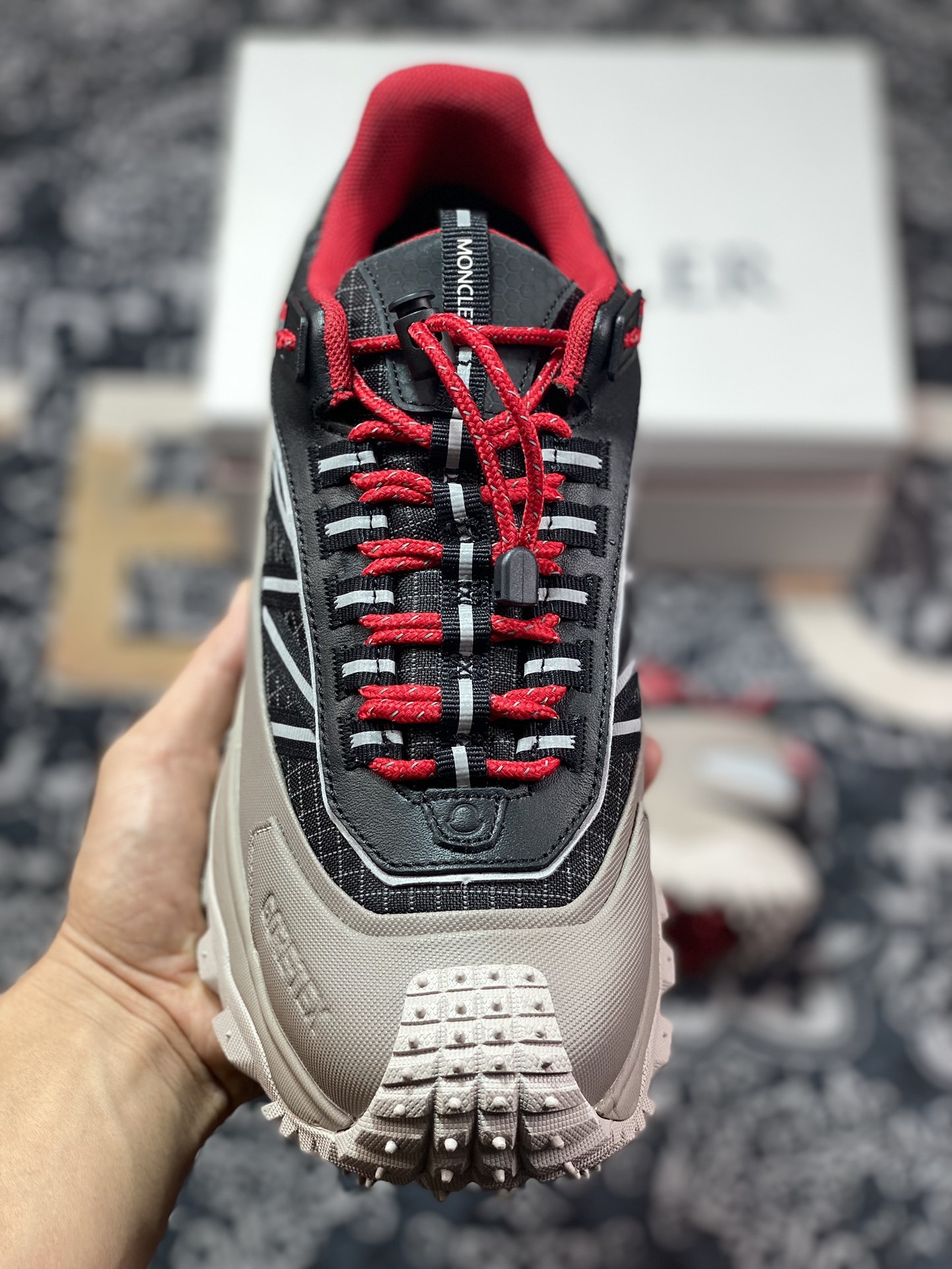 Moncler Trailgrip Gore-Tex Off-road Travel Series Low-top Sports Shoes ¡±Dark Khaki Black Red¡± H209A4M00100M2058P99