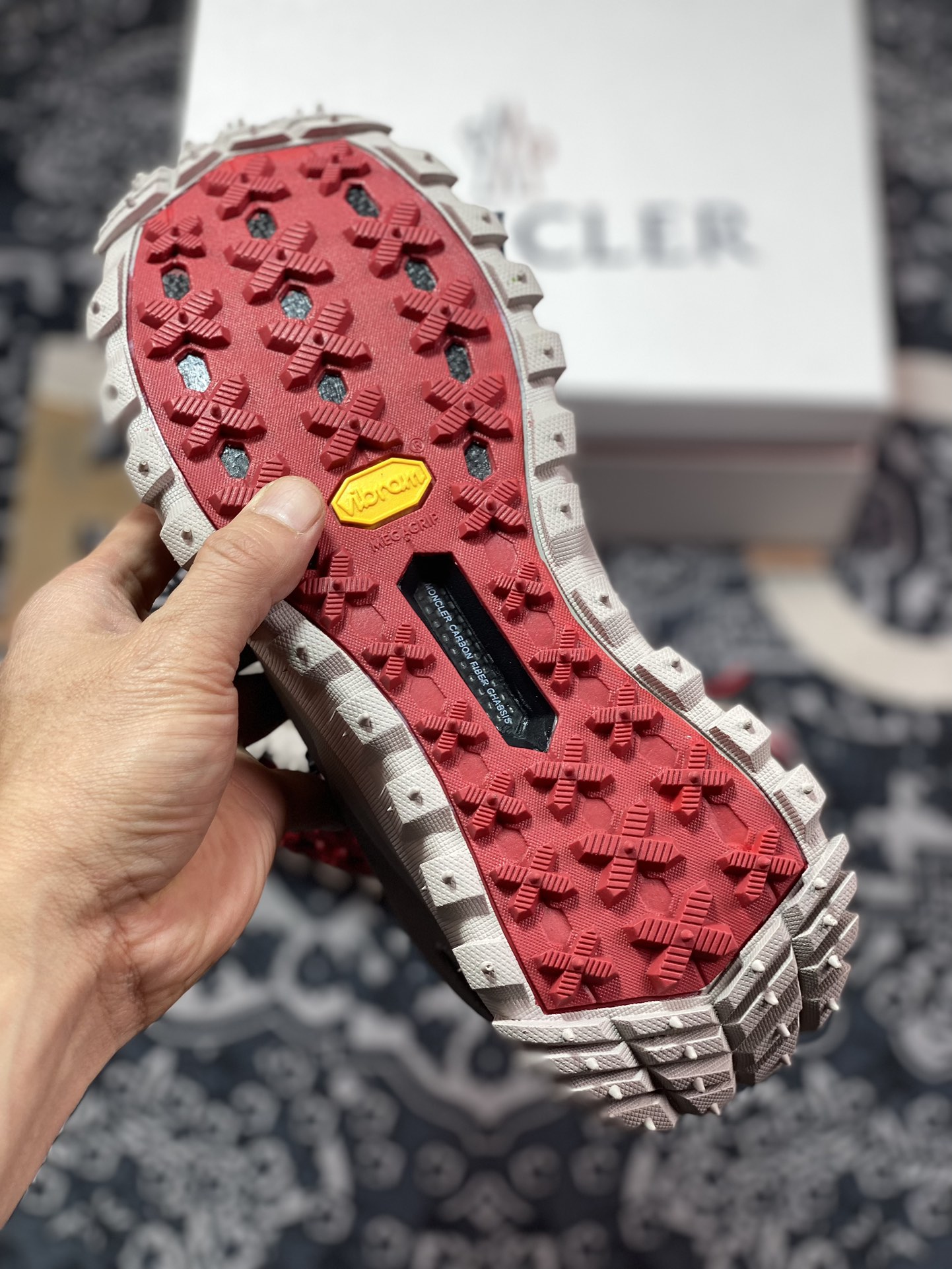 Moncler Trailgrip Gore-Tex Off-road Travel Series Low-top Sports Shoes ¡±Dark Khaki Black Red¡± H209A4M00100M2058P99