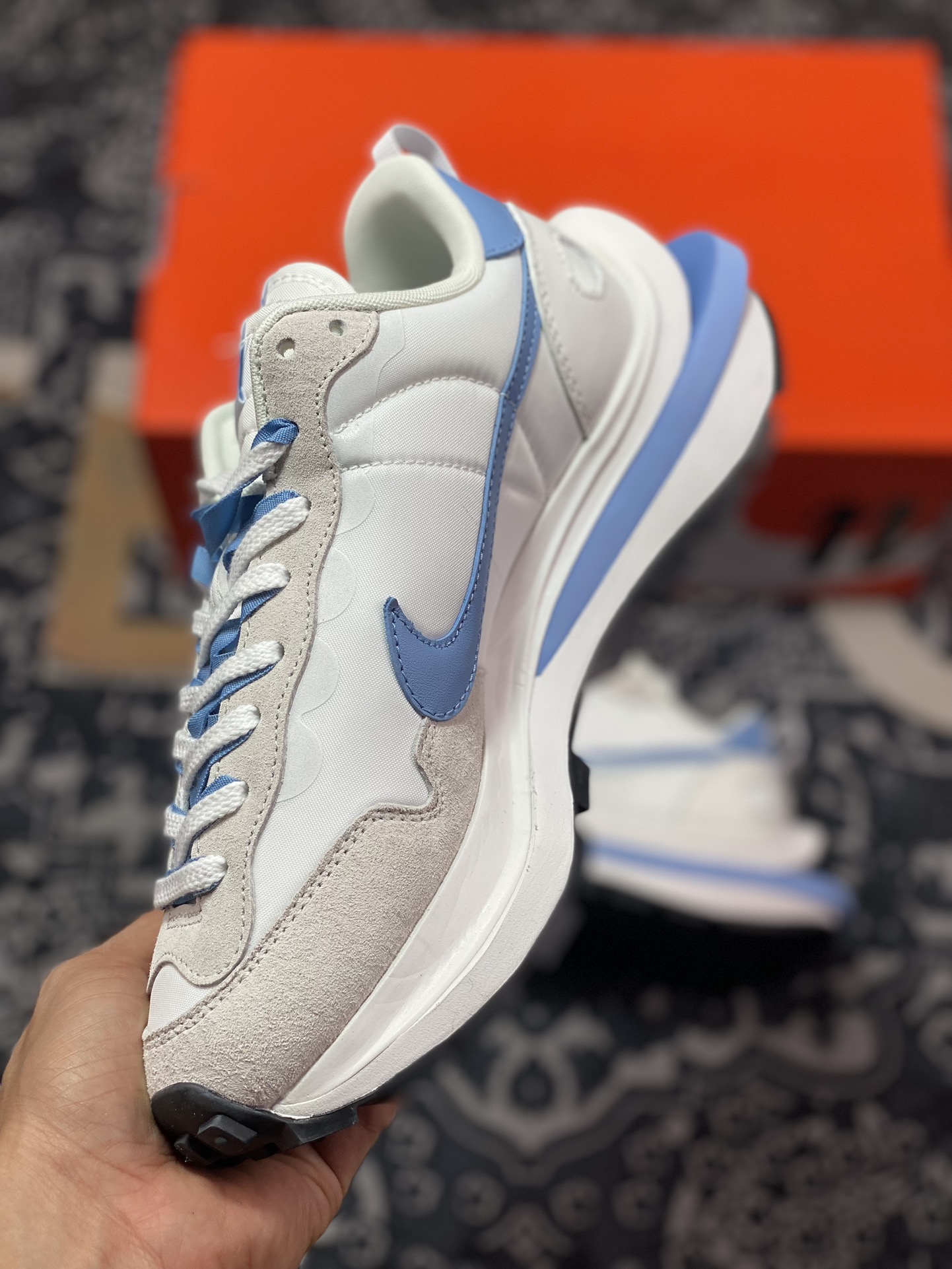 280 Sacai x Nike VaporWaffle 3.0"Beige/University Blue"系列慢跑鞋“厚布米白大学蓝重叠双钩子”DD1875-112