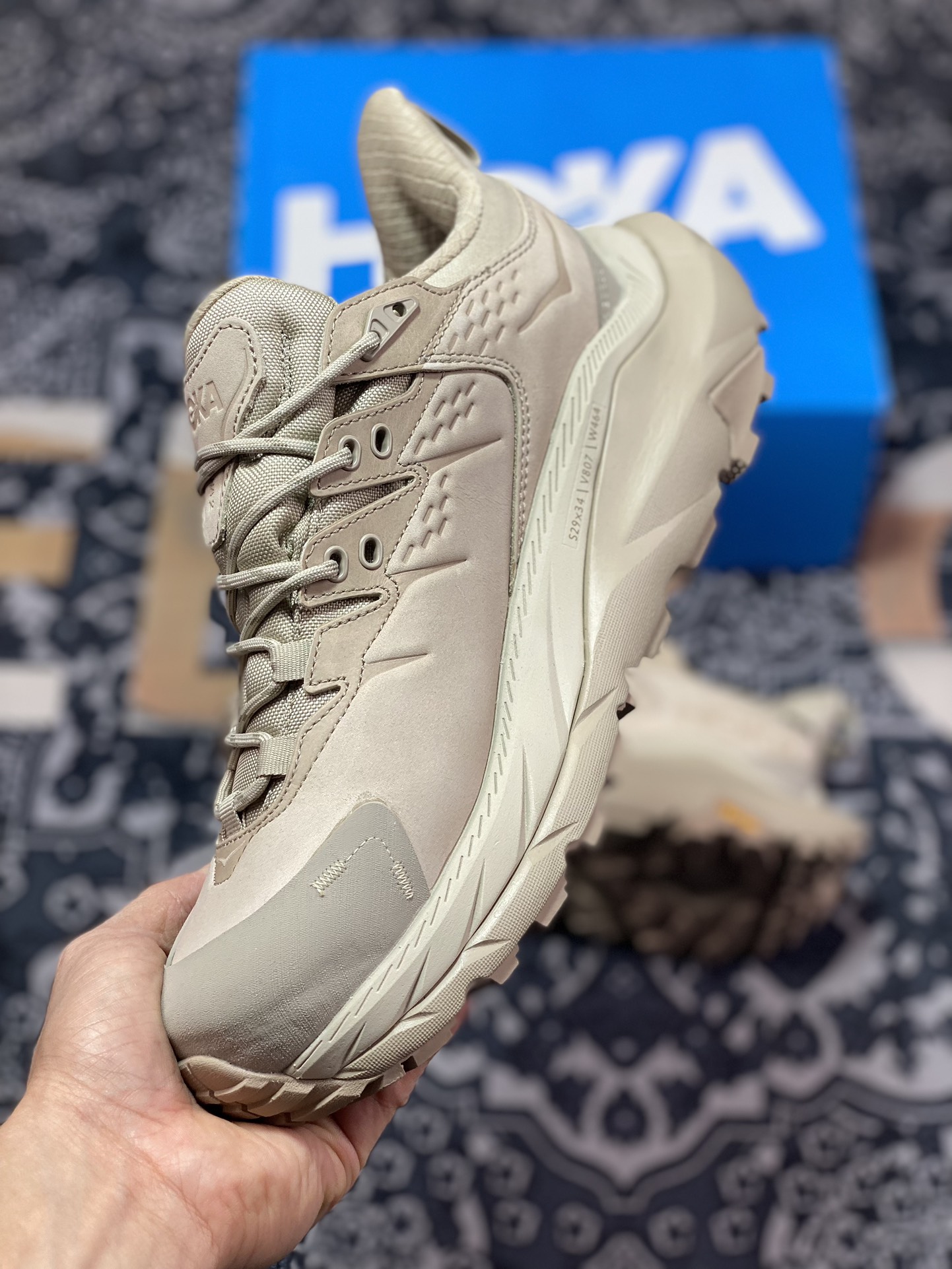 High-end branch foreign trade genuine order Hoka one one Kaha Low GTX low-top thick-soled serrated tank outdoor sports shoes