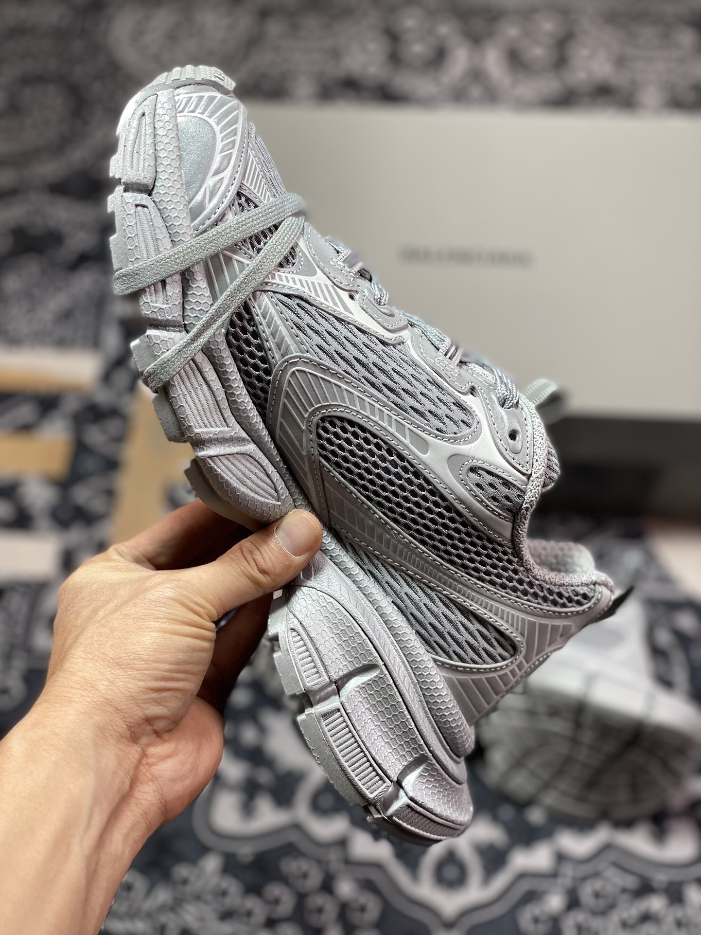 400 巴黎世家BALENCIAGA 3XL Sneakers 3+系列低帮复古慢跑鞋“网织银灰3M反光”734731 W3XLR 1281