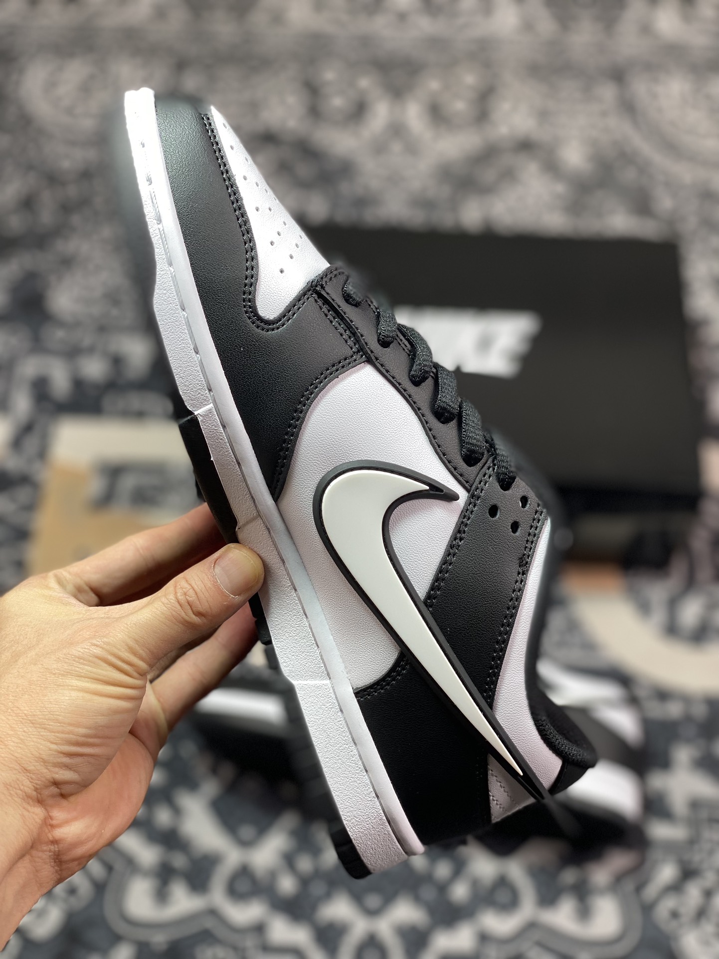 Nike SB Dunk Low ”Black/White/Panda” Dunk Series Low-top Sneakers ”Joint Black and White Panda Hook” JD1828-310