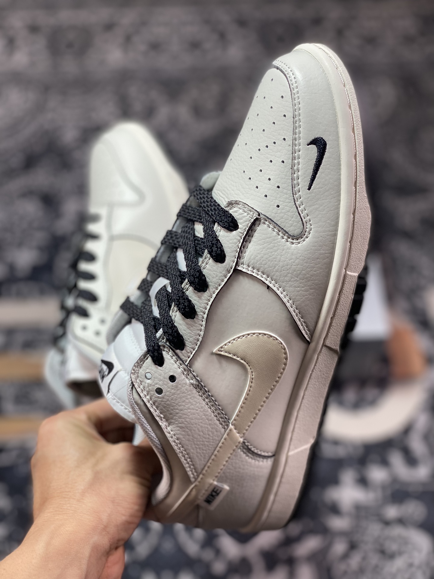 Nike By You SB Dunk Low Retro Dunk Series Low-top Sneakers ”Leather Beige Pearl Black Hook” KK0517-001