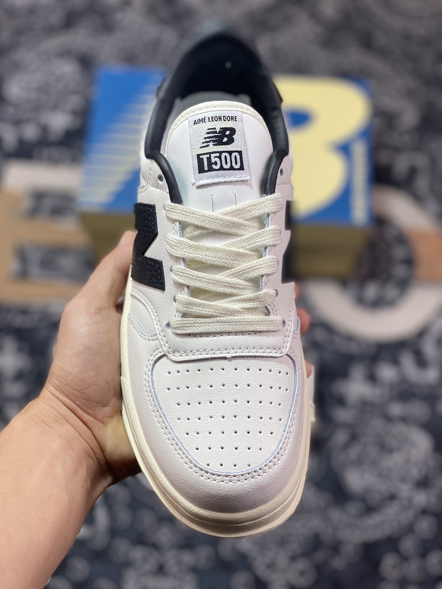 180 New Balance CT500 Tennis Oxfords系列经典复古低帮休闲运动网球板鞋“联名皮革米白黑”CT500AD1