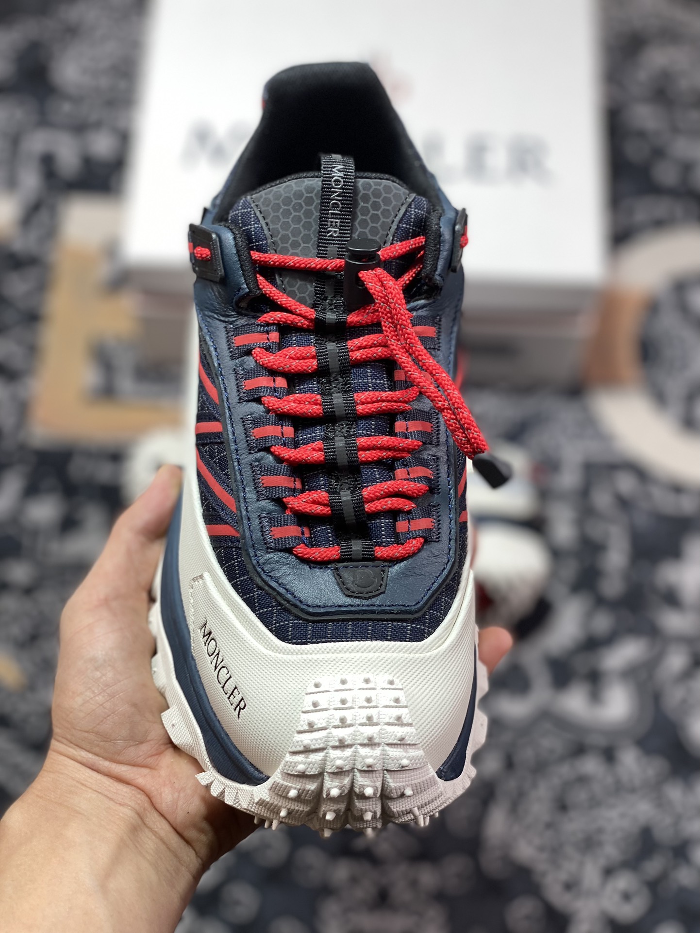 Moncler Trailgrip Gore-Tex Off-road Travel Series Low-top Thick-soled Lightweight Outdoor Mountaineering Sports Shoes ”Off-white Navy Red” MCI209A4M00230P07