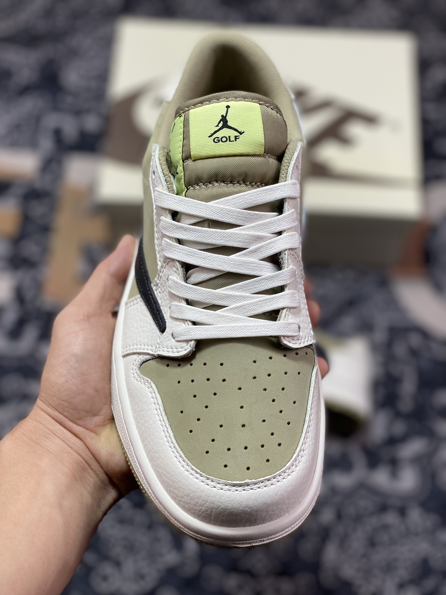 Travis Scott x Jordan Air Jordan 1 Low Golf Hook 6.0 Brown and White FZ3124-200