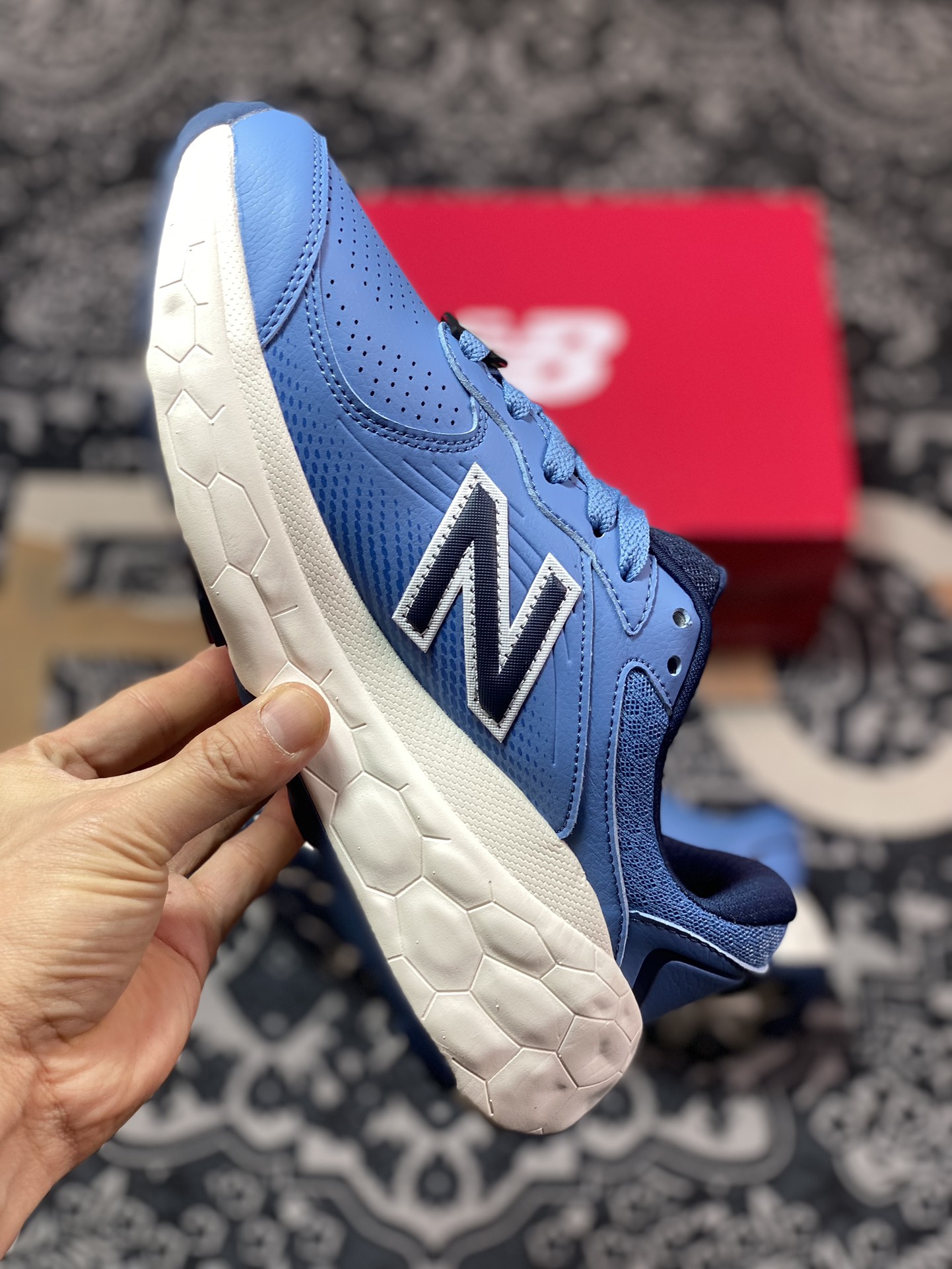 160 New Balance NB Fresh Foam X 840 FV1 Slip Resistant 缓震跑步鞋让您的双脚保持凉爽 M840BK6