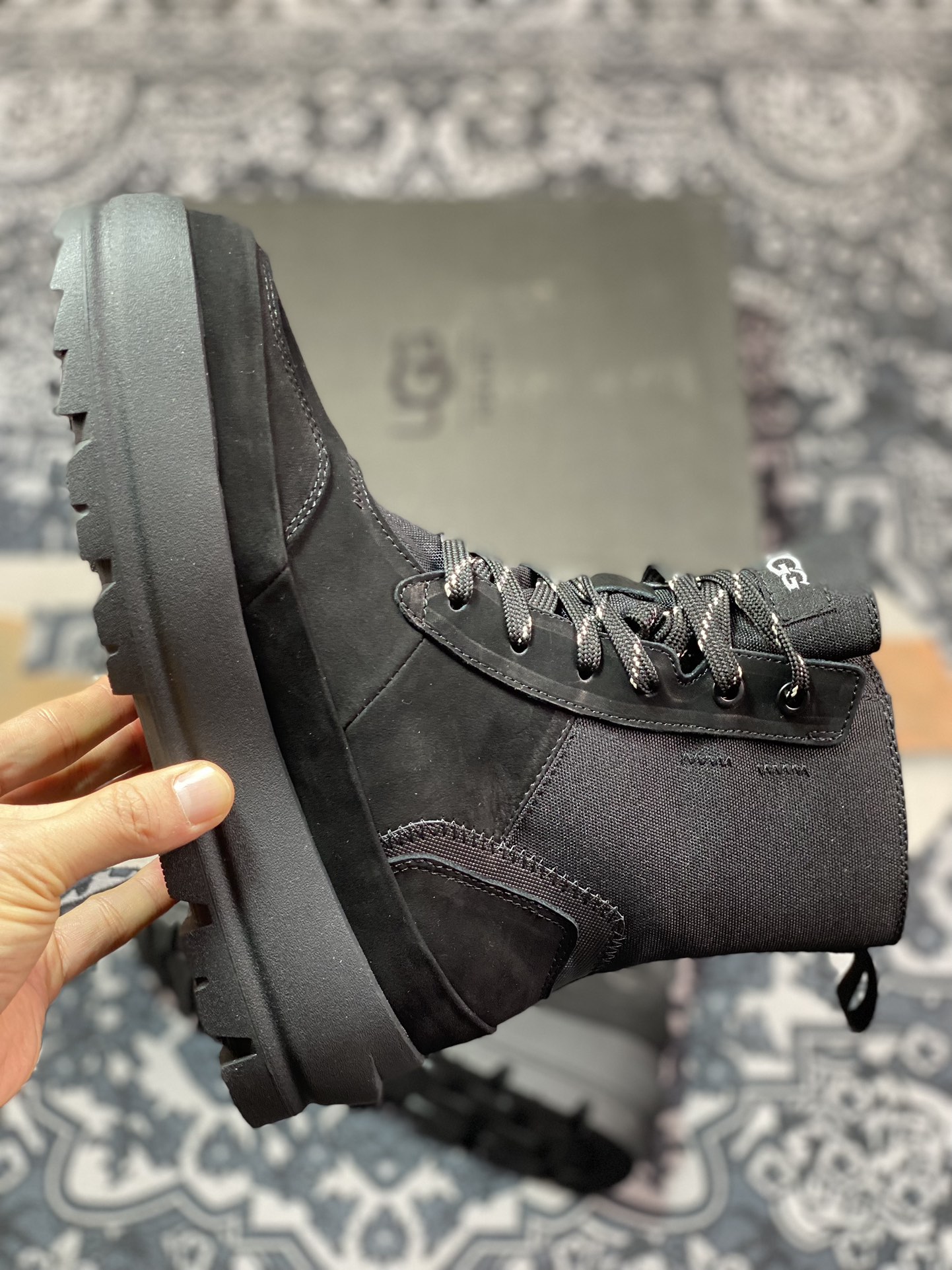 UGG Lug Lace-Up Platform Boots Luger series high-top hunter style plus velvet Martin boots ”suede all black plus velvet” 1143833-BLK