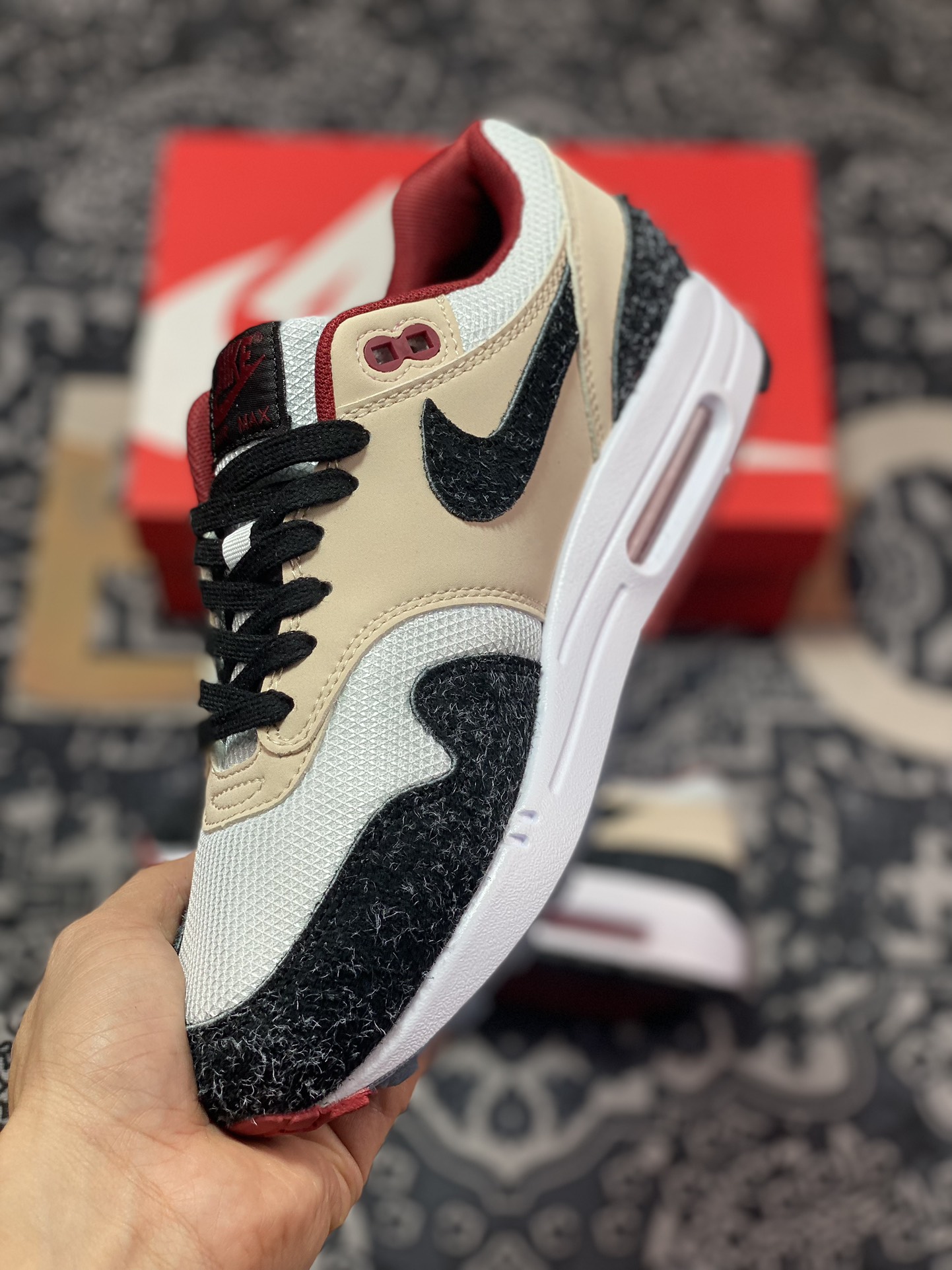 Nike Air Max 1”Keep Rippin Stop Slippin 2.0” first generation retro air cushion all-match casual sports jogging shoes ”black, white, gray and color embroidery” FD5743-200