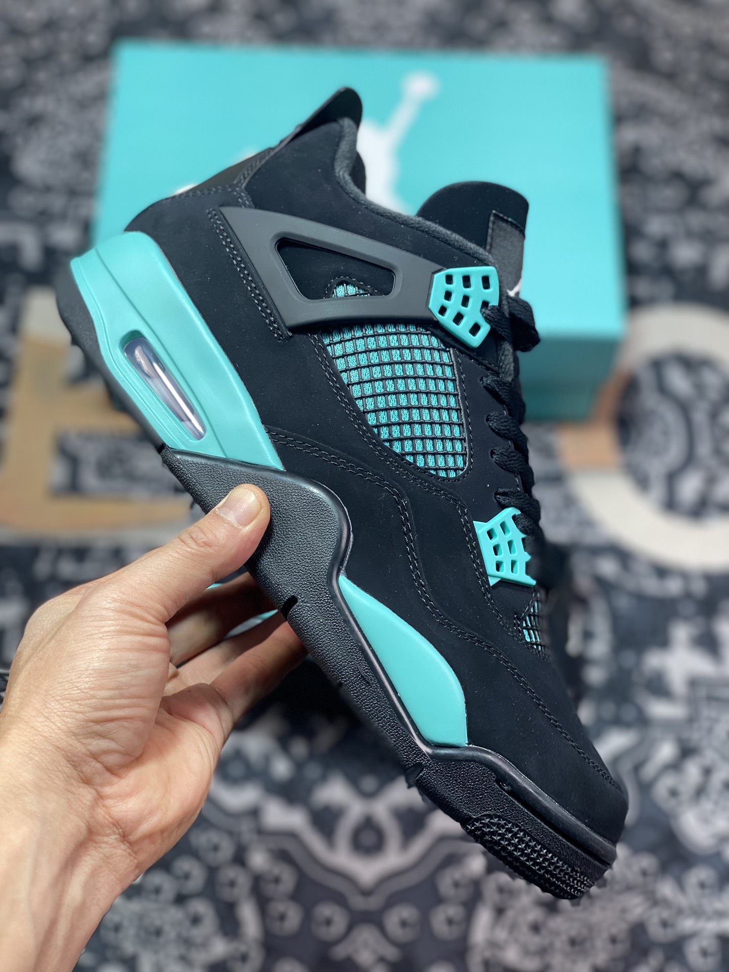 Original Air Jordan 4 co-branded Tiffany DH6927-001