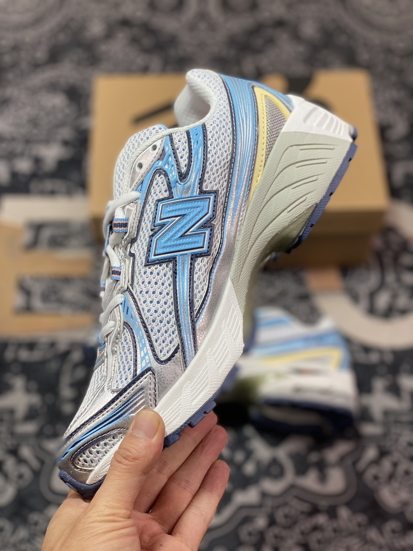 New Balance MR740 series low-top retro dad style casual sports jogging shoes ”Silver Light Blue” MR740BS