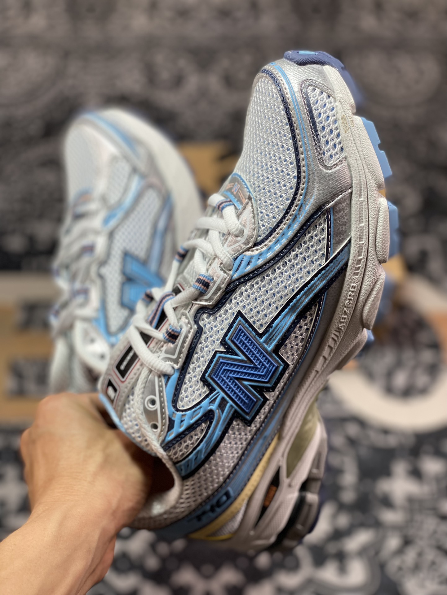 New Balance MR740 series low-top retro dad style casual sports jogging shoes ”Silver Light Blue” MR740BS