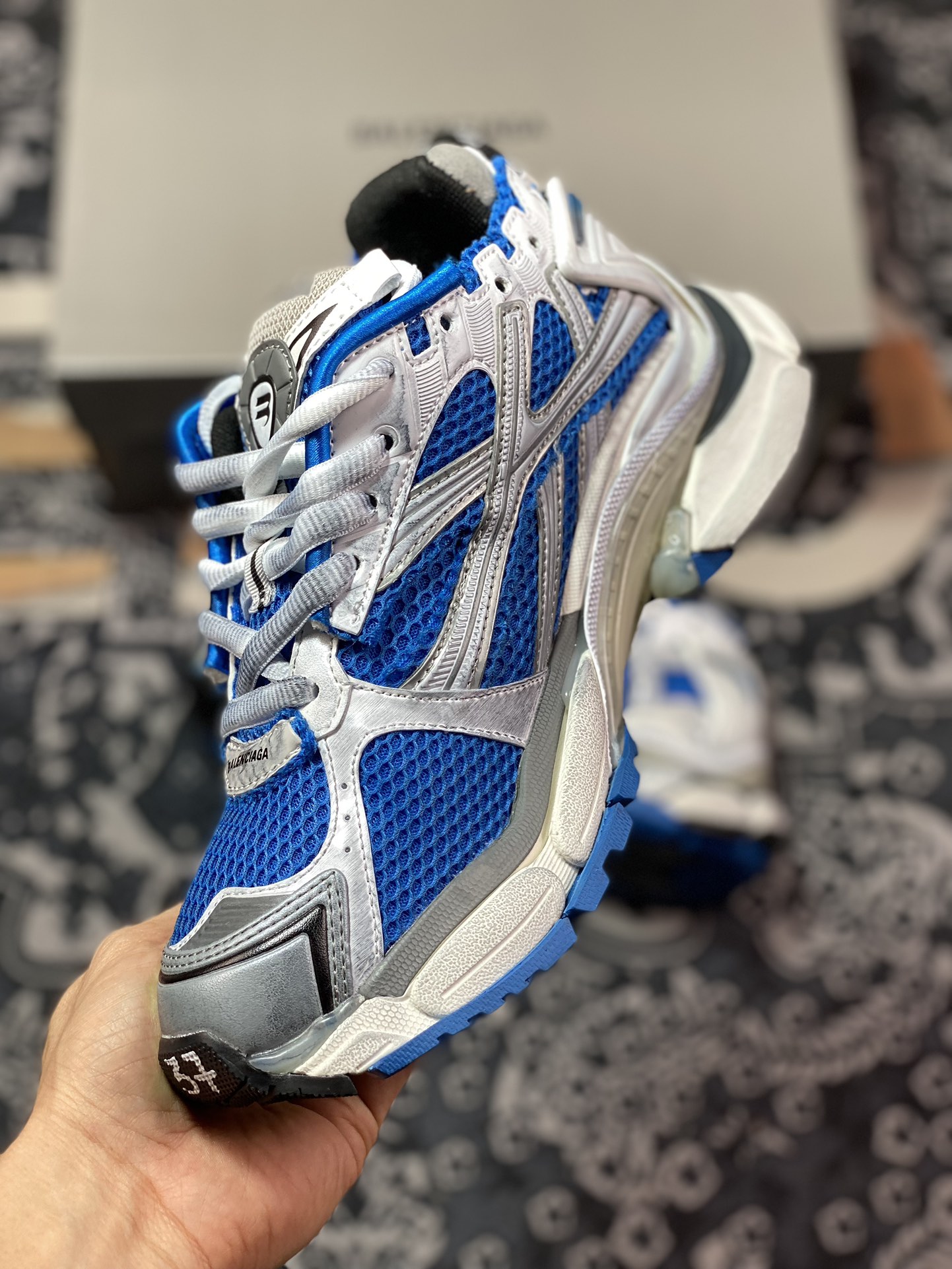 BALENCIAGA Runner Sneaker”Blue/White/Silver”2.0 jogging running shoes”2.0 deconstruction destruction royal blue and silver LOGO”773767 W3RBW 0575