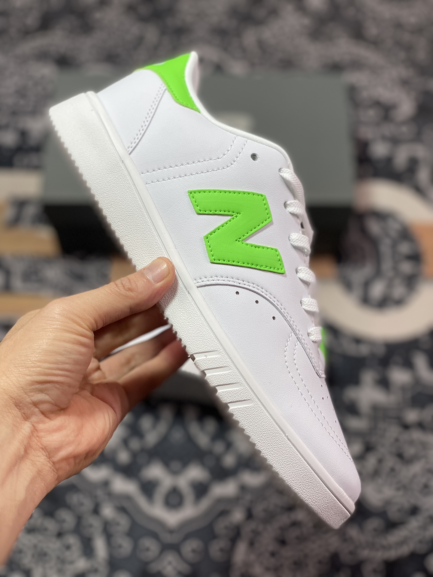 150 New Balance CT05系列低帮经典复古篮球板鞋“皮革白荧光绿”CT05WG6