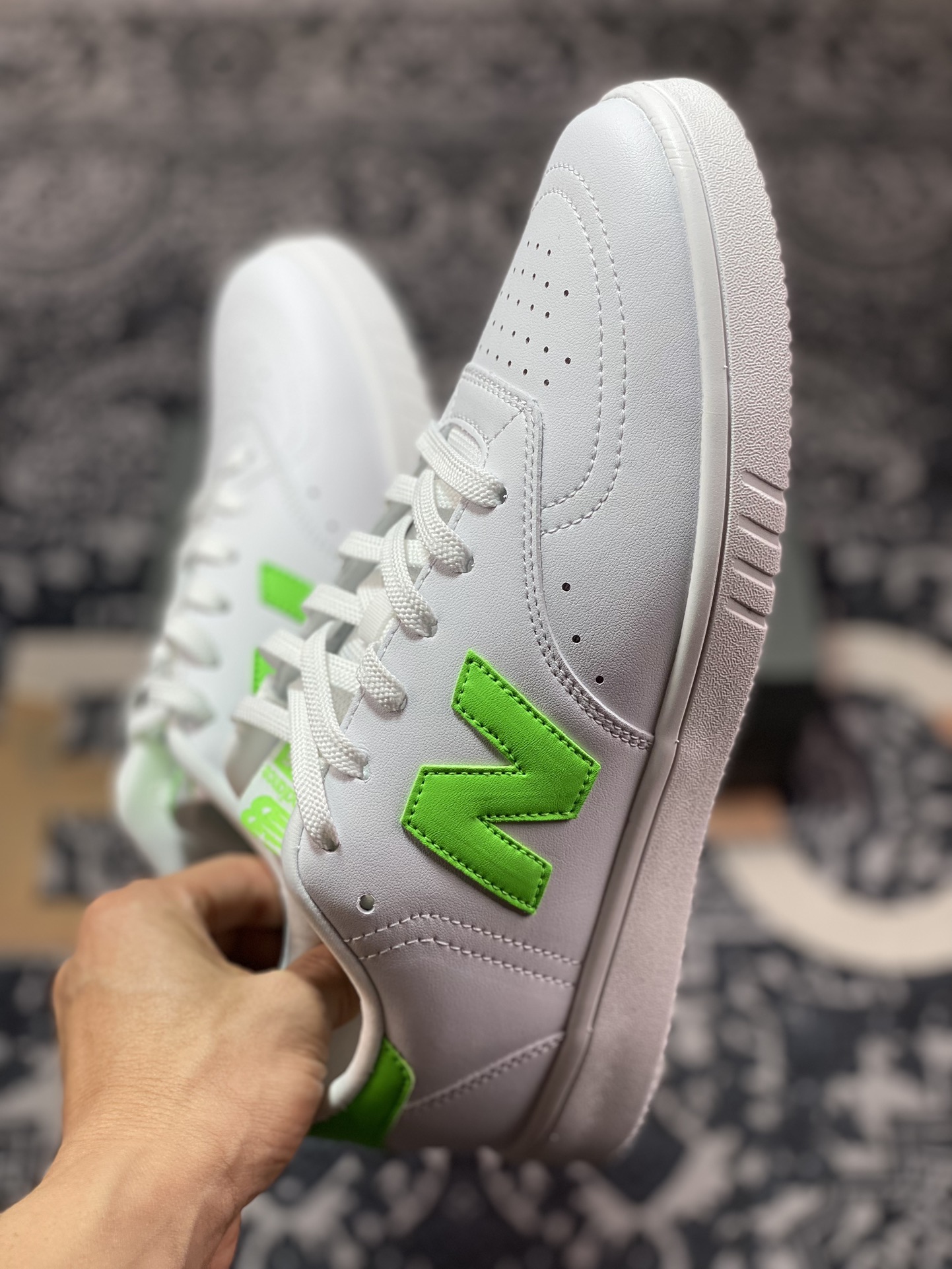 150 New Balance CT05系列低帮经典复古篮球板鞋“皮革白荧光绿”CT05WG6