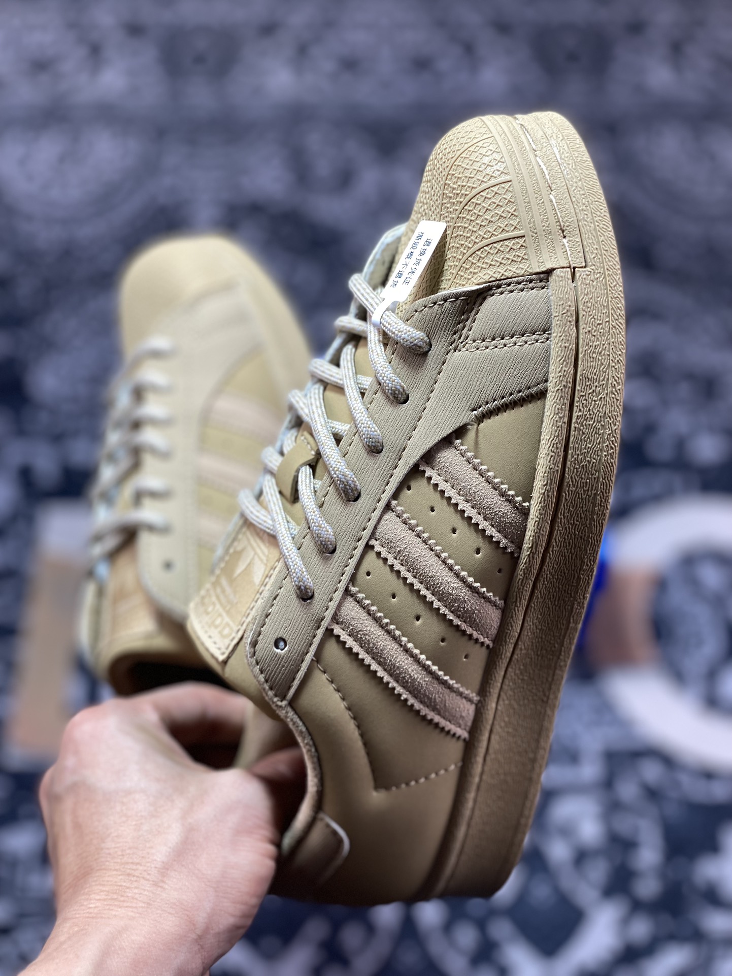 Adidas Originals Campus 00s IF3921 is available exclusively on the platform