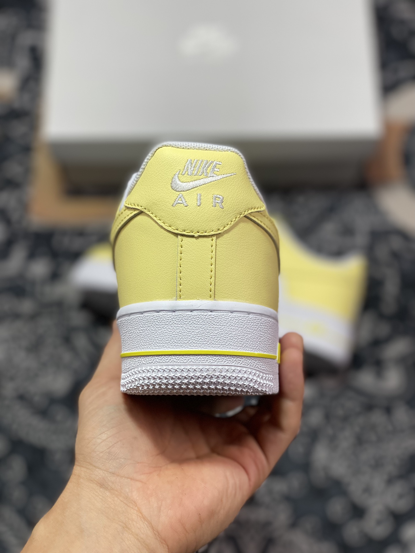 Nike Air Force 1'07 Low ”Lemon” Air Force One low-top classic versatile casual sports sneakers ”Colorblock Lemon Light Yellow and White” HF0119-700