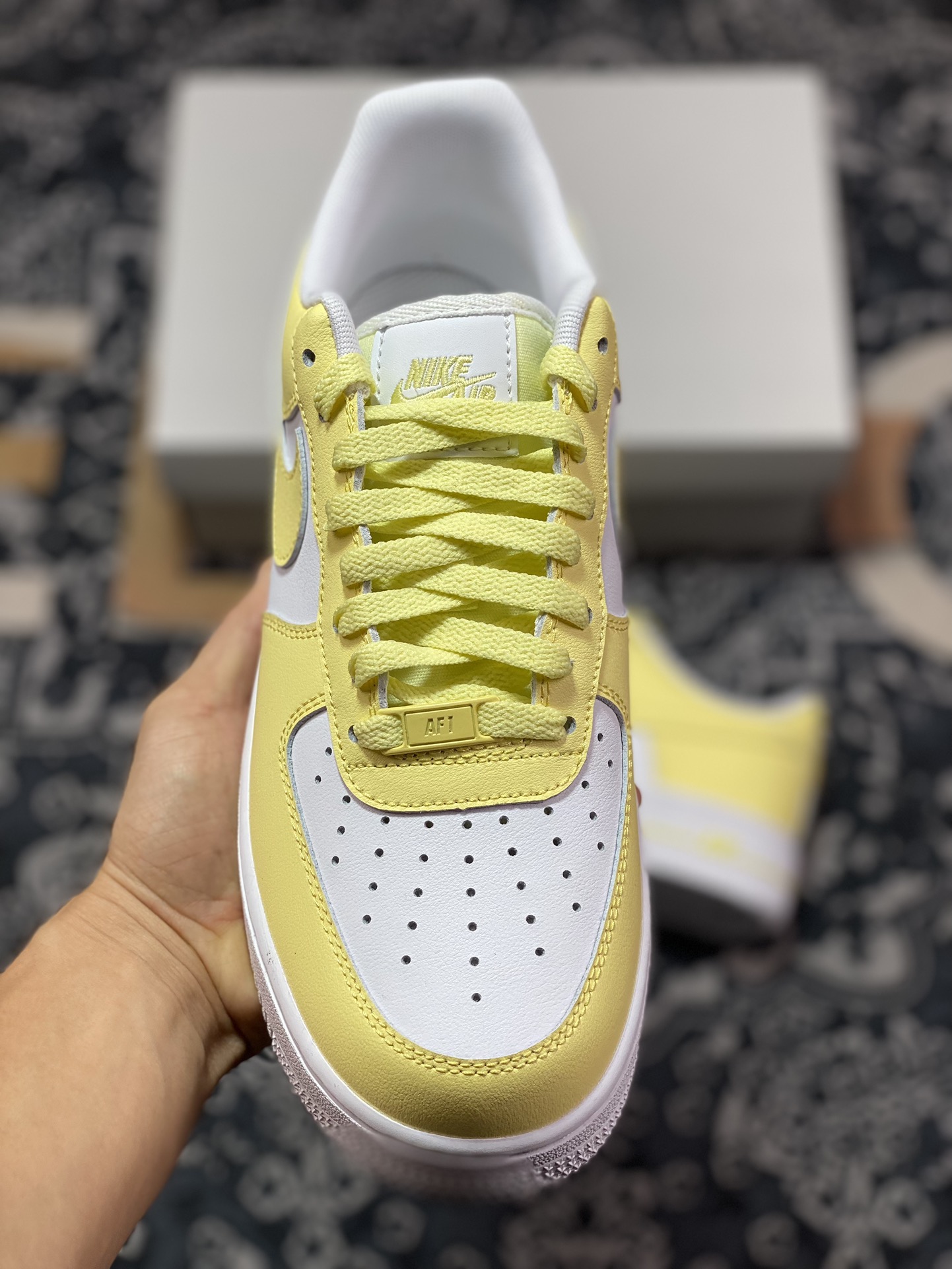 Nike Air Force 1'07 Low ”Lemon” Air Force One low-top classic versatile casual sports sneakers ”Colorblock Lemon Light Yellow and White” HF0119-700