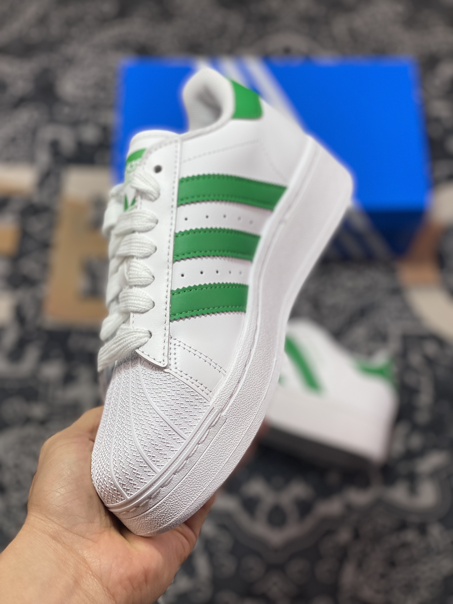 Platform exclusive Adidas Originals Campus 00s IF8069