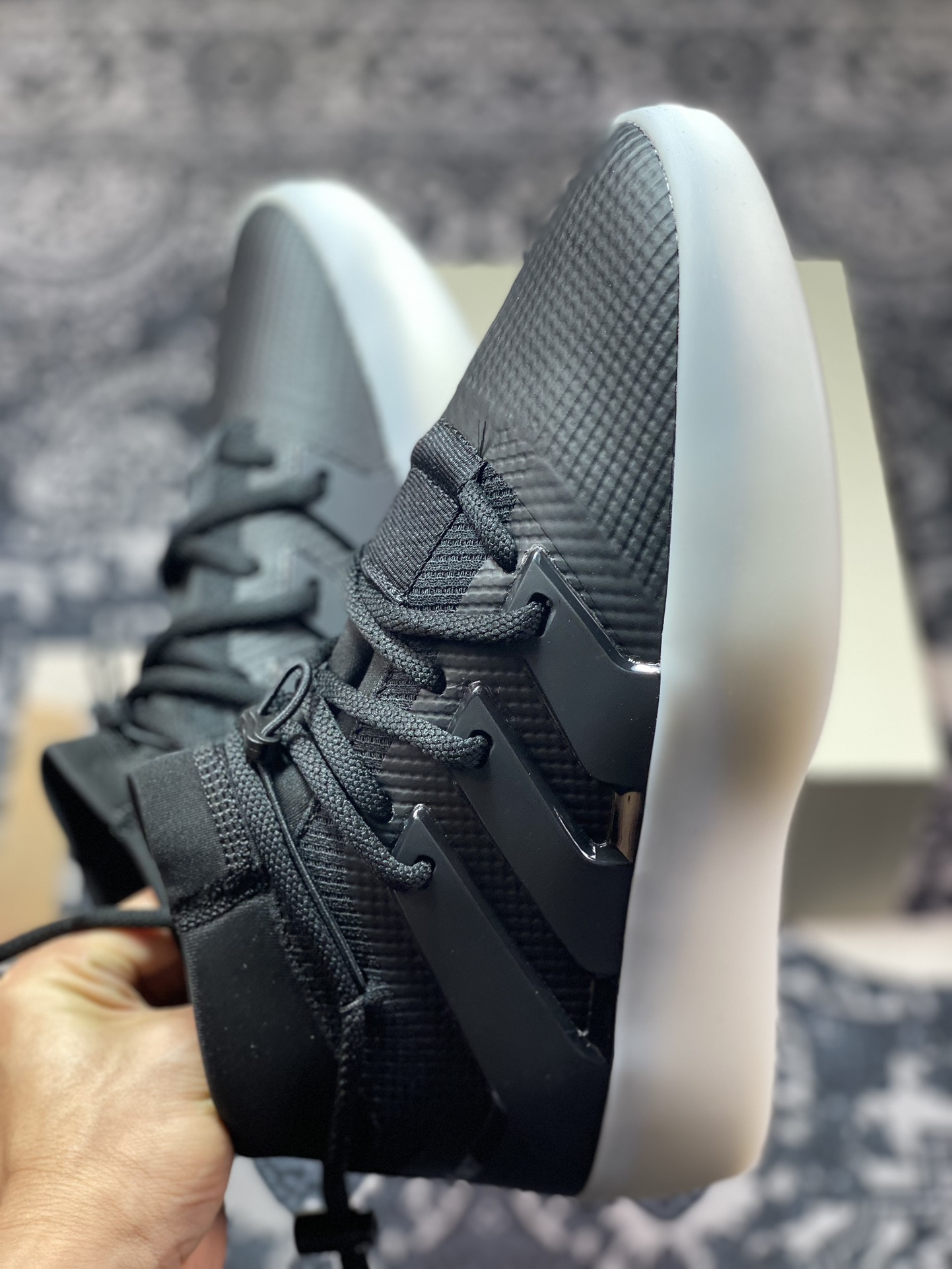 Fear of God × Adidas Athletics I Basketball ”The One” IE6186