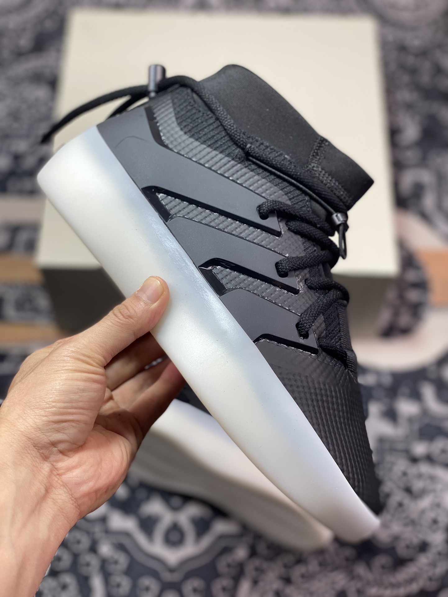 Fear of God × Adidas Athletics I Basketball ”The One” IE6186