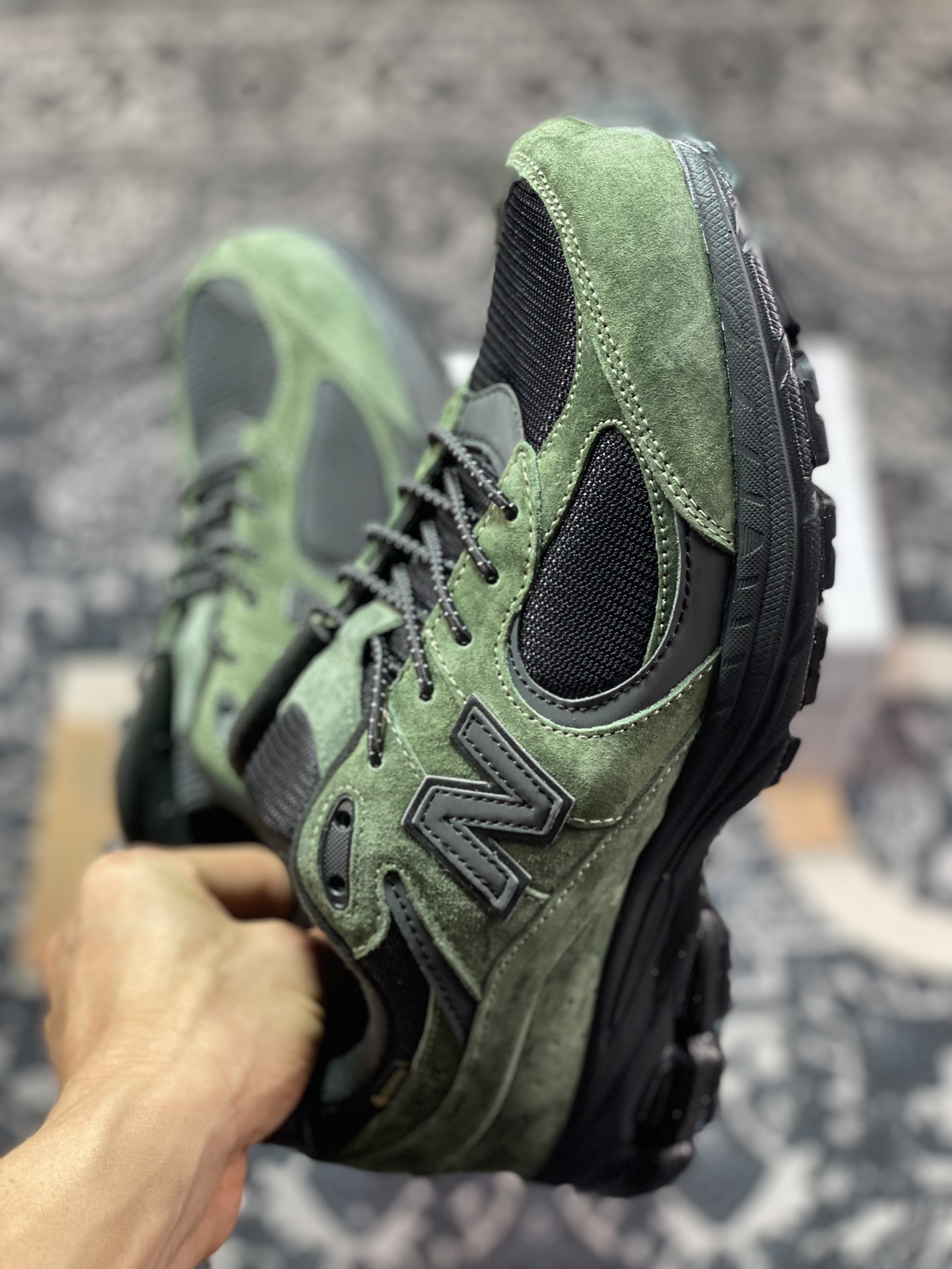 New Balance 2002R GORE-TEX ”Olive” series low-top retro running shoes ”Joint olive military green and black” M2002RXY