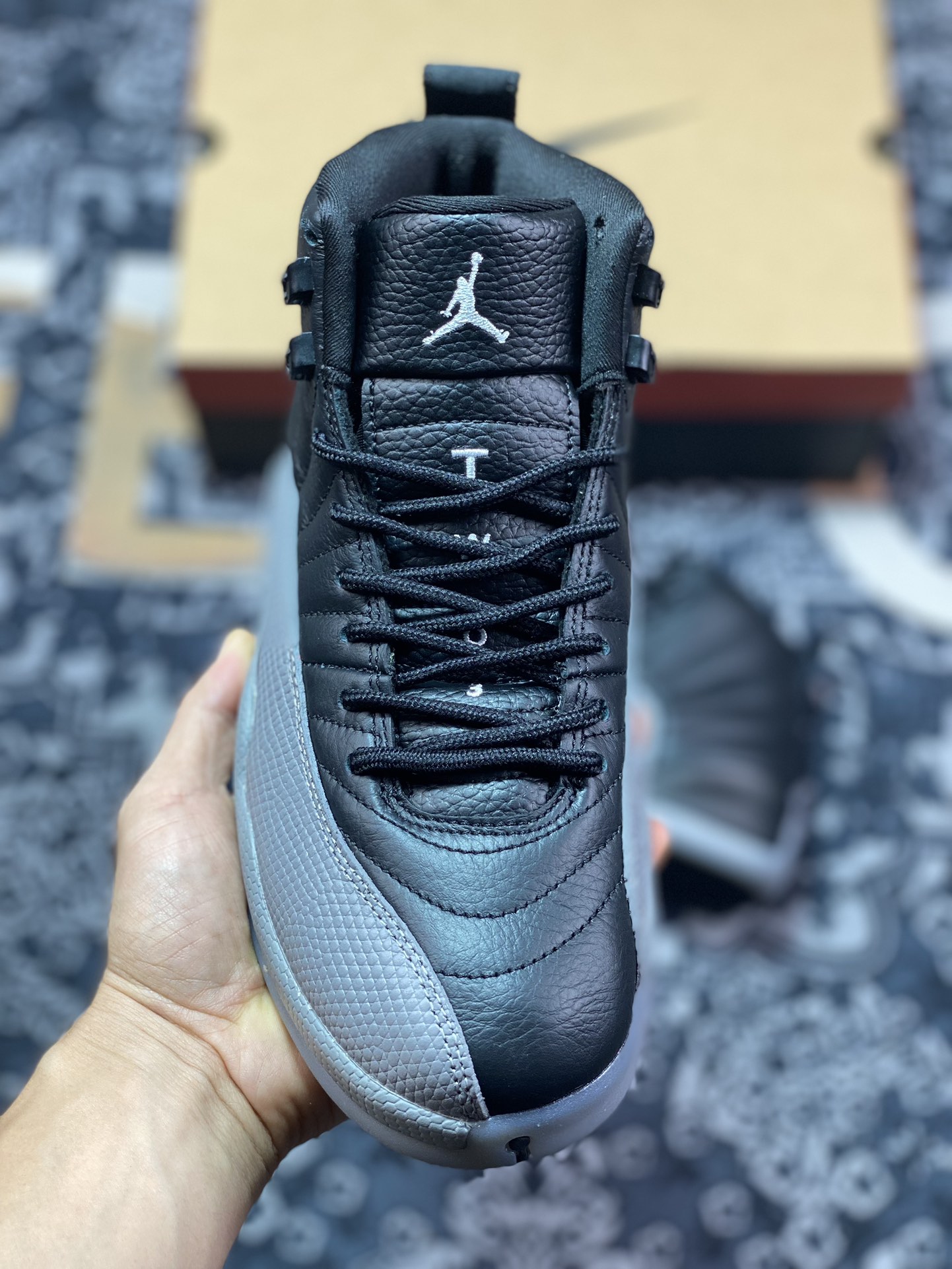 Air Jordan AJ12 Retro Black Gray CT8013-019