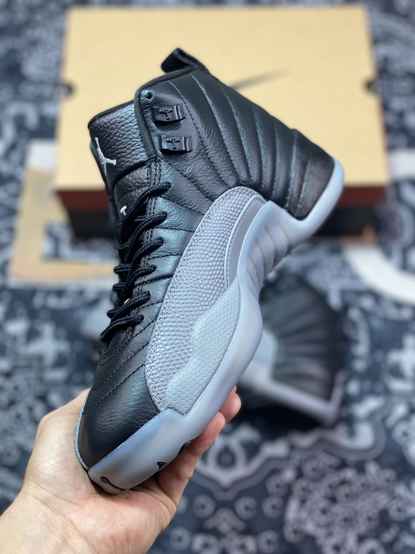 Air Jordan AJ12 Retro Black Gray CT8013-019