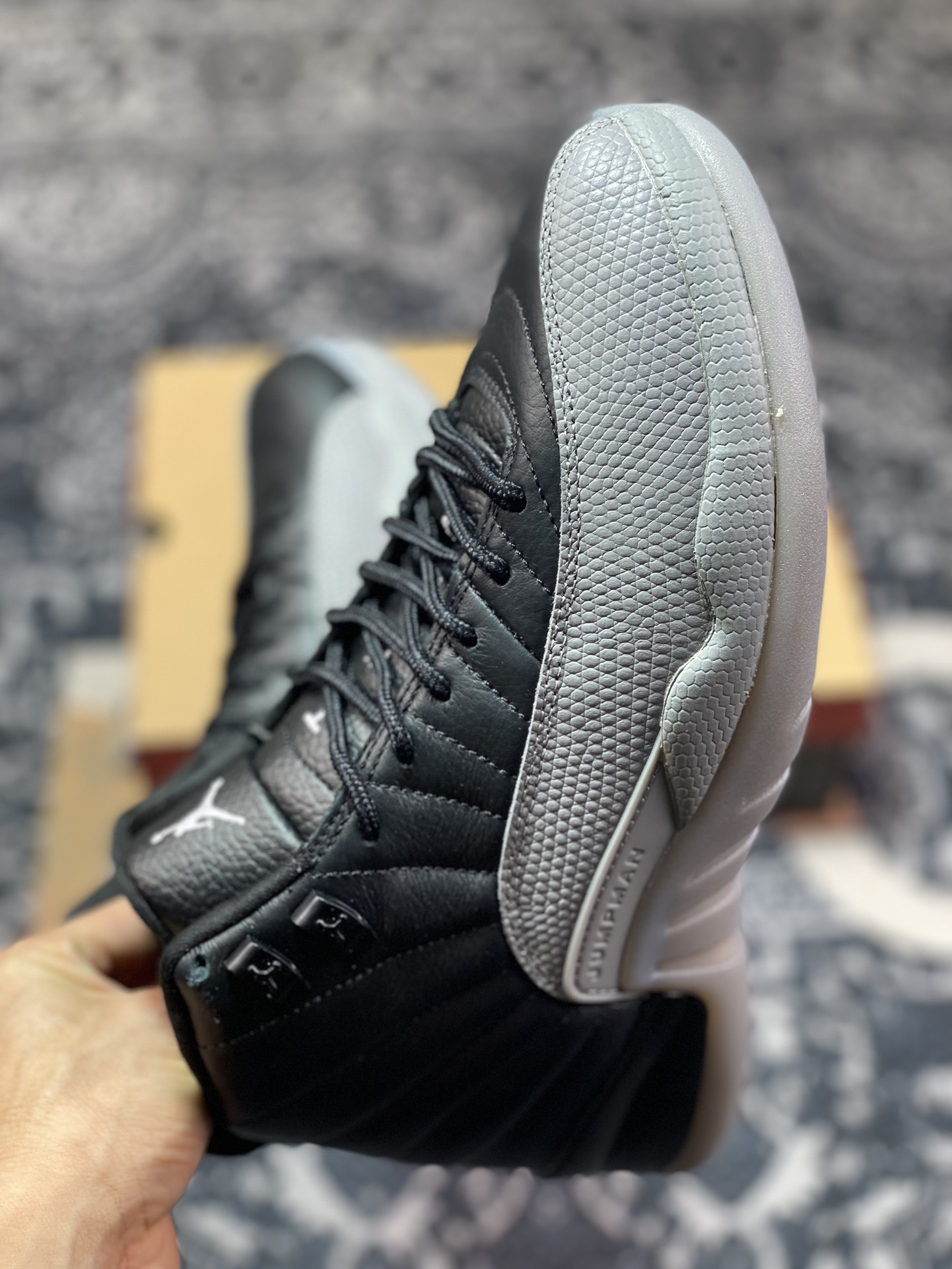 Air Jordan AJ12 Retro Black Gray CT8013-019