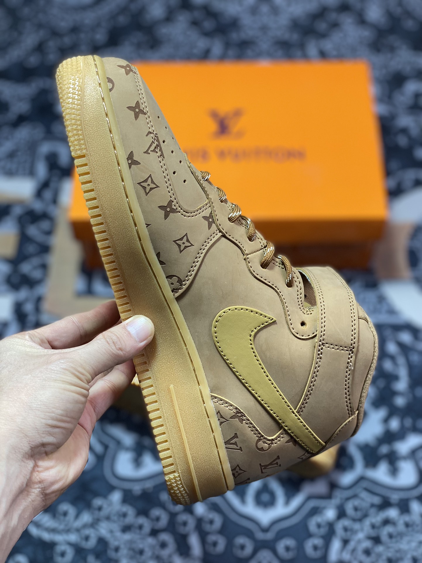 Air Force 1 '07 Mid LV Wheat Print DV9988-500