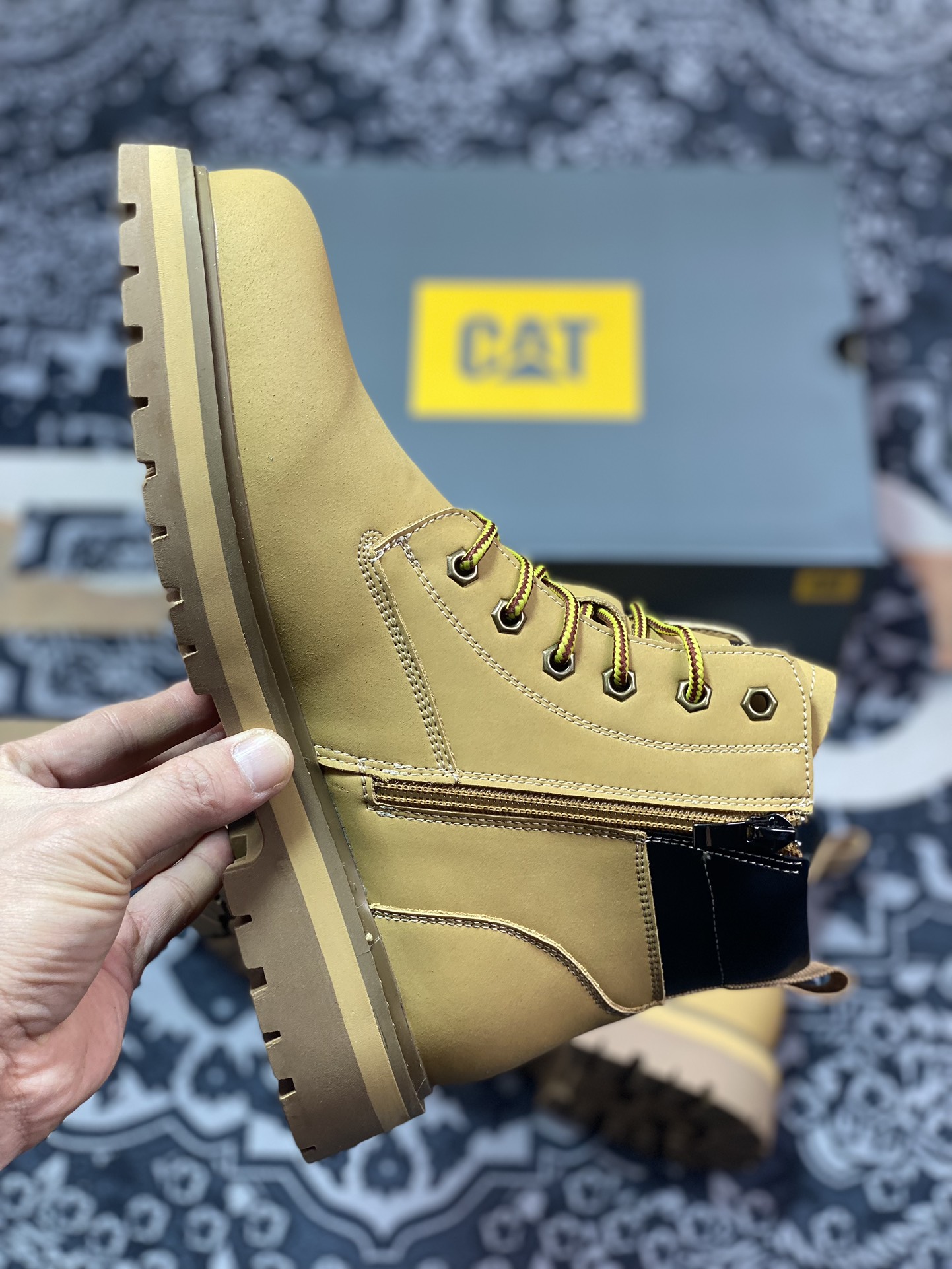 New arrival #CAT Carter outdoor workwear light bottom mid-cut leisure yellow boots series