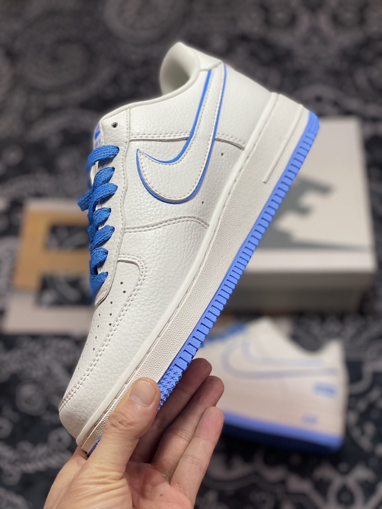 Sup x Air Force 1 Low joint white and blue AE1686-111