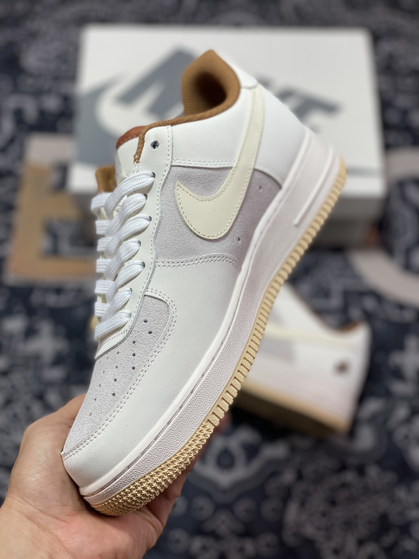 200 Air Force 1 '07 Low 兔年米白棕 AE3398-668