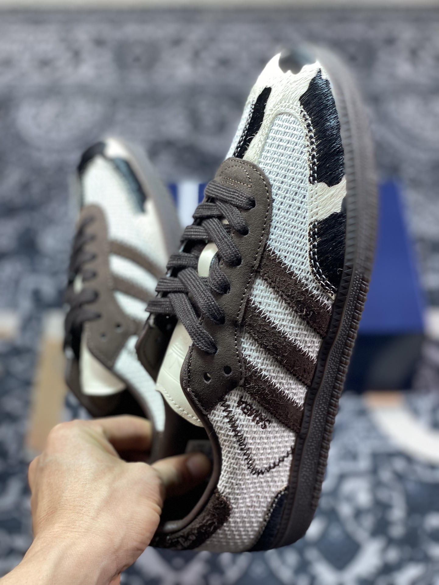 240 Adidas   阿迪 Samba OG 桑巴低帮休闲板鞋 ID6024