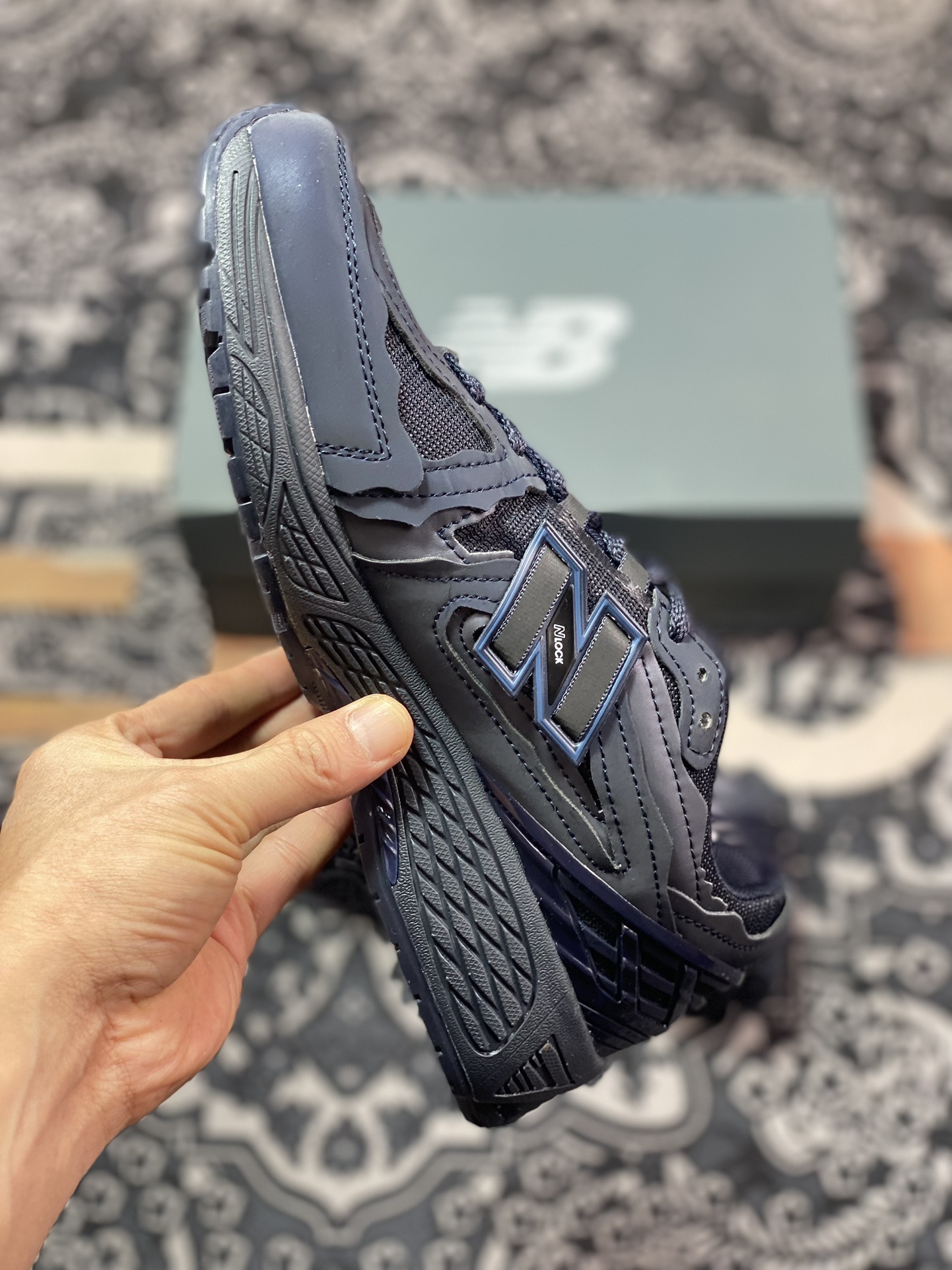 240 优选 New Balance 1906系列复古老爹风休闲运动慢跑鞋 M1906DI