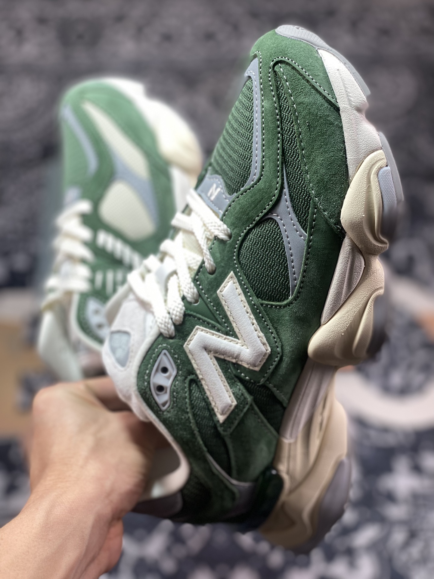 NBNew Balance 9060 ”Nori” series retro all-match running shoes ”dark green and milky white” U9060VNG