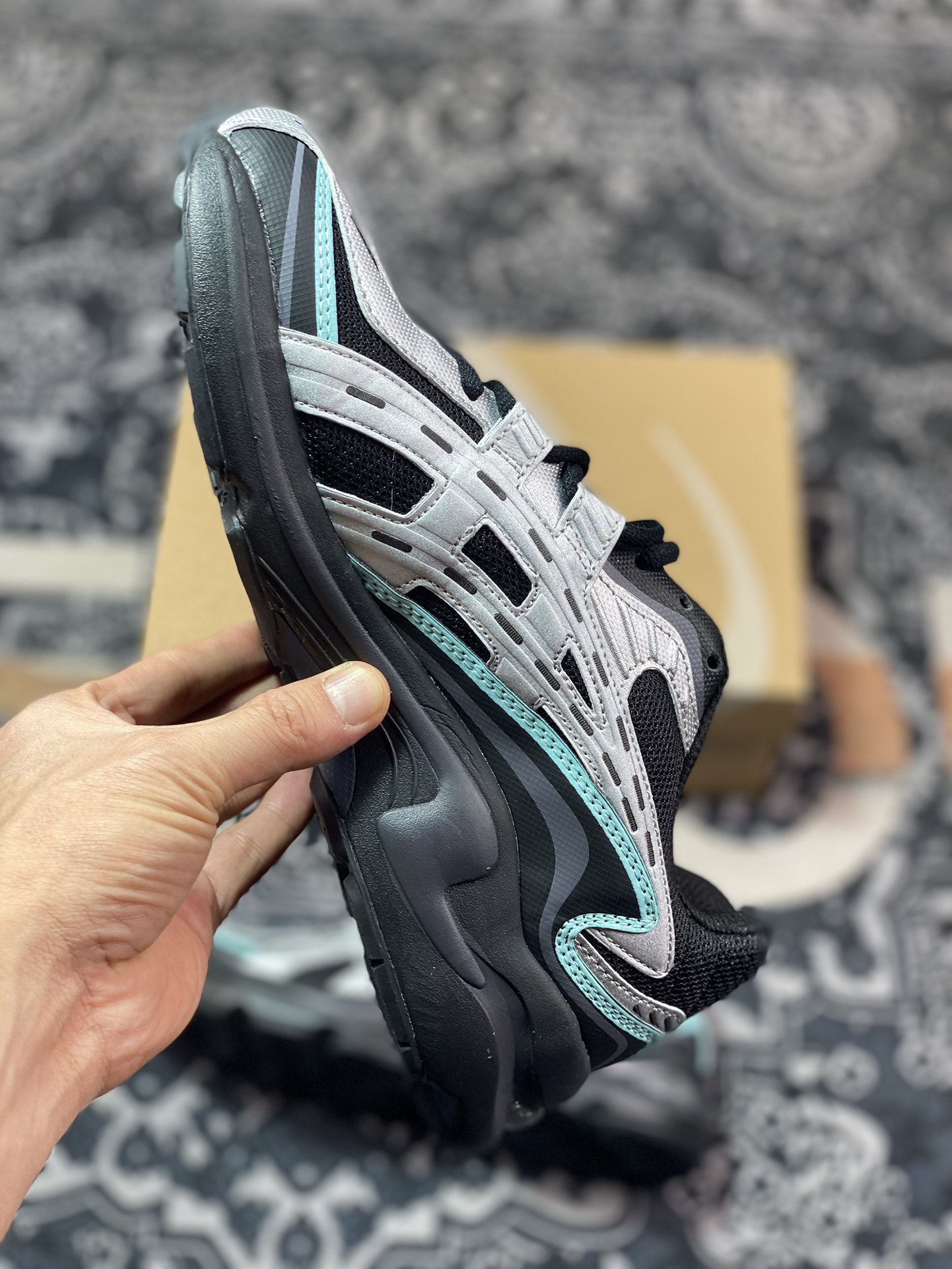 210 亚瑟士/Asics Gel-Preleus 虎牙系列低帮复古时尚休闲运动慢跑鞋“黑银薄荷蓝” 1201A838-001